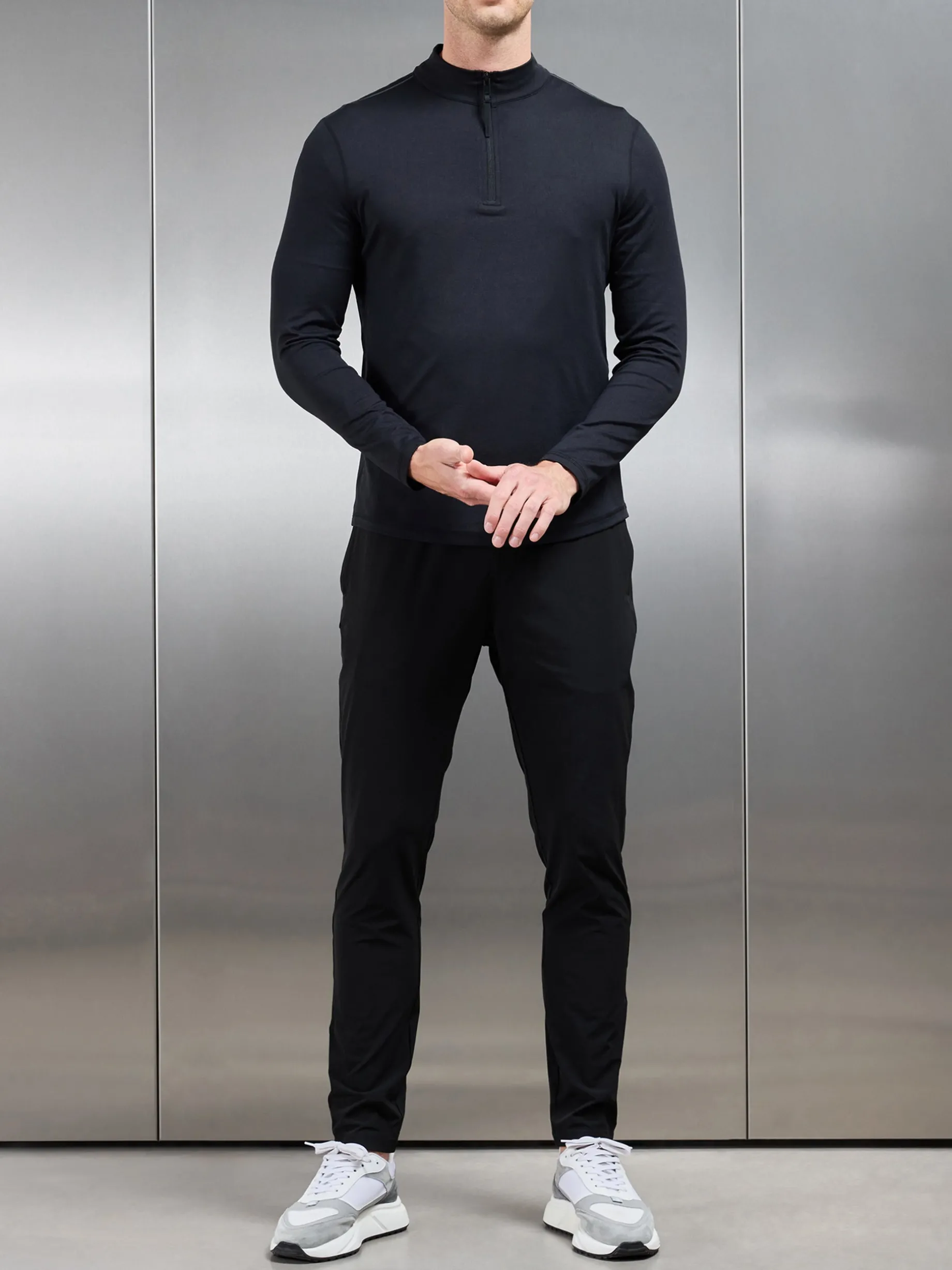Active Essential Half Zip - Black