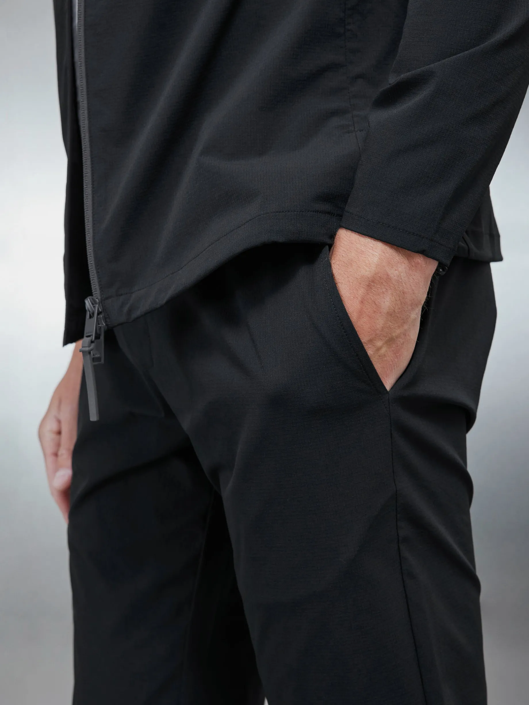 Active Technical Cuffed Trackpant - Black