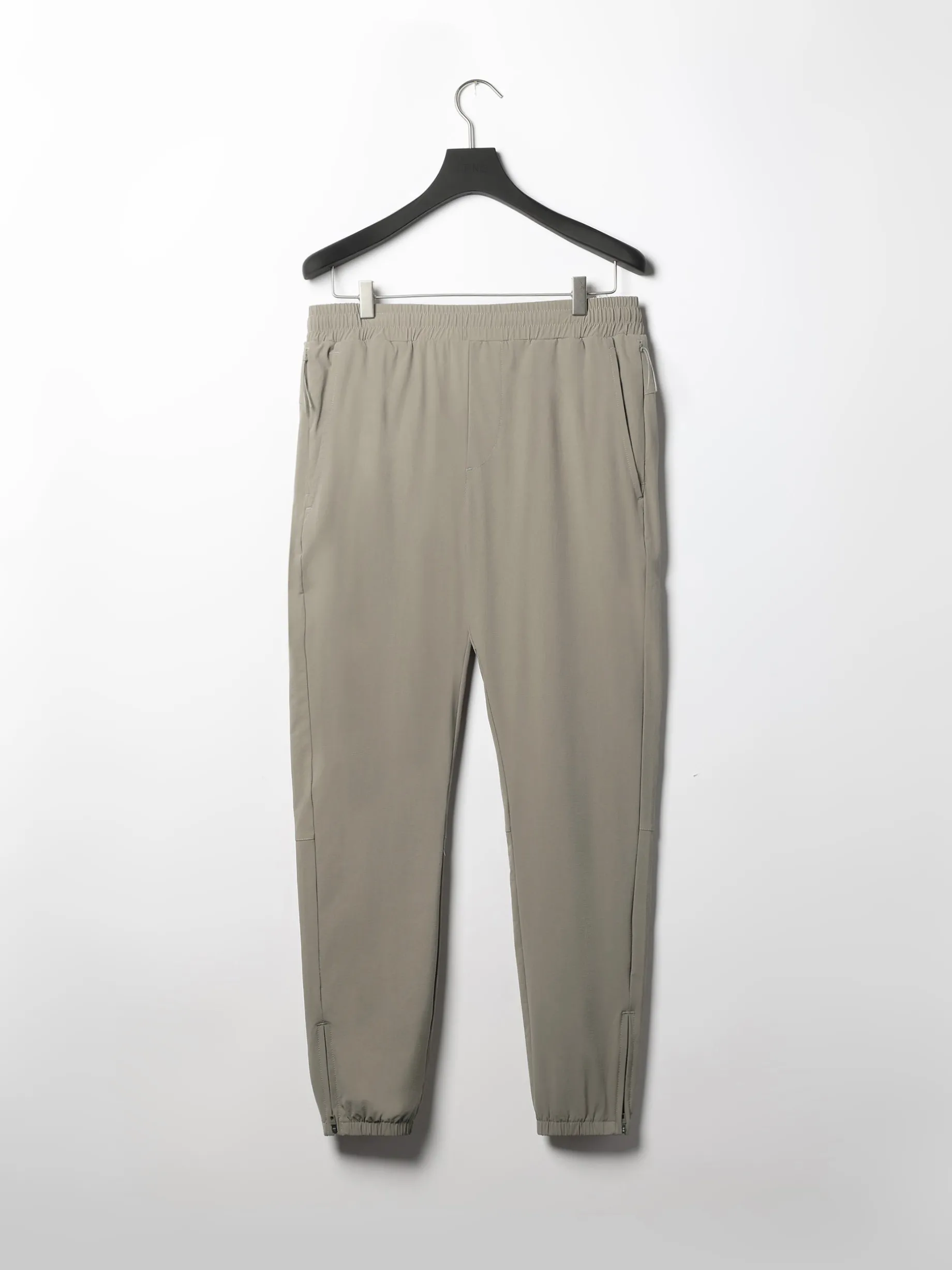 Active Technical Cuffed Trackpant - Taupe