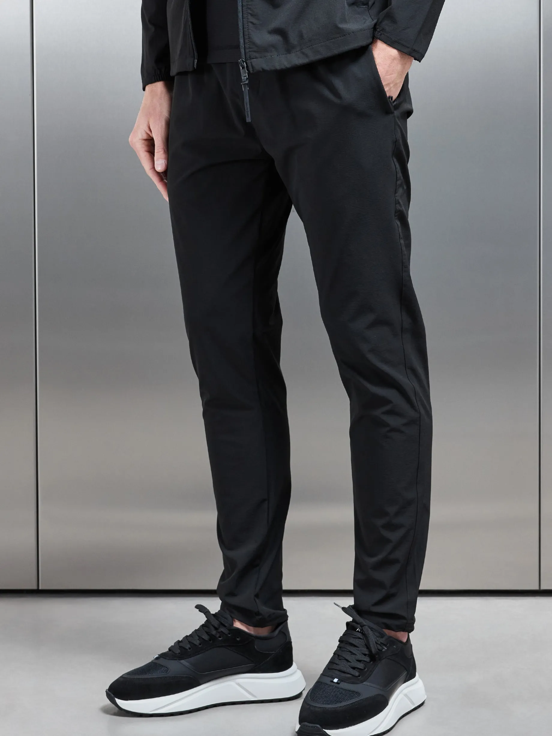 Active Technical Tapered Trackpant - Black