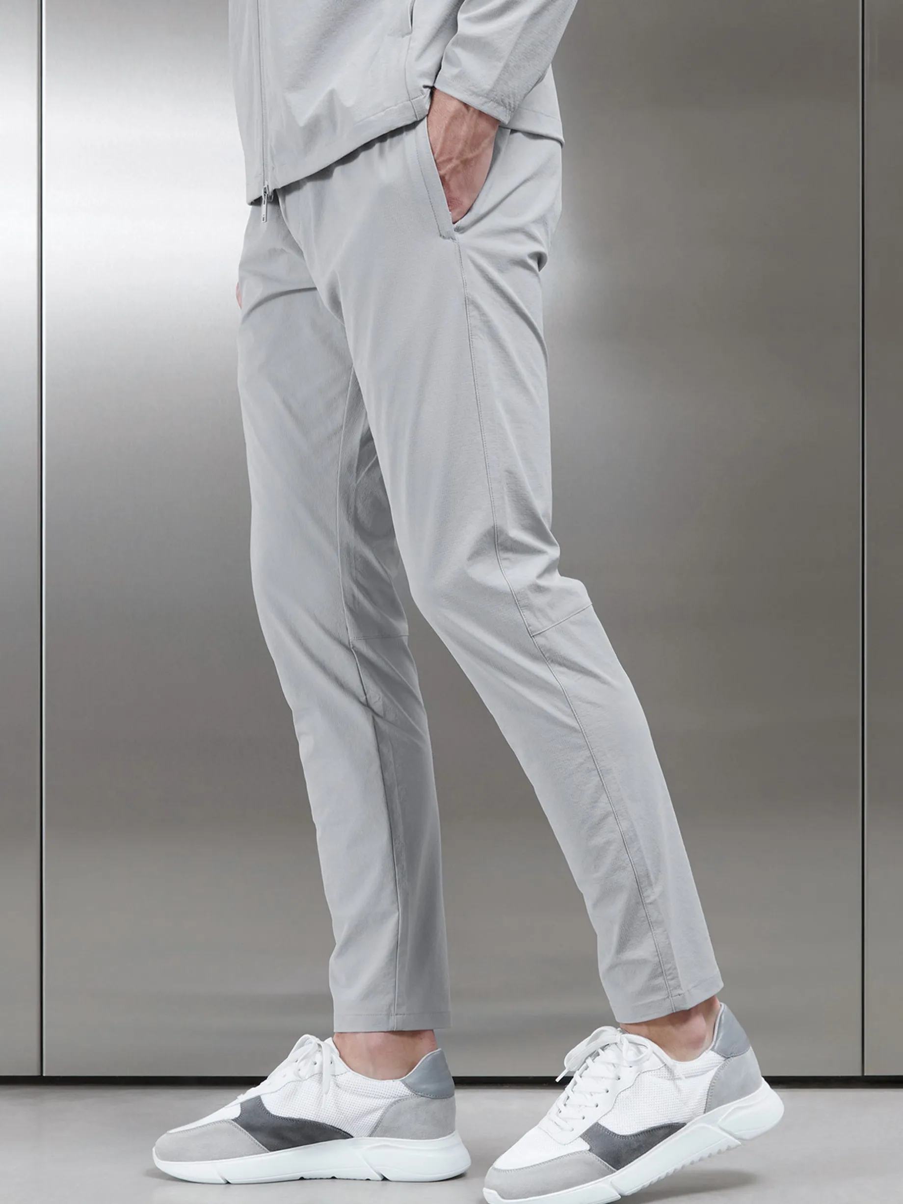 Active Technical Tapered Trackpant - Mid Grey