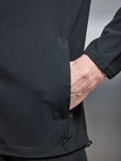 Active Technical Windbreaker - Black