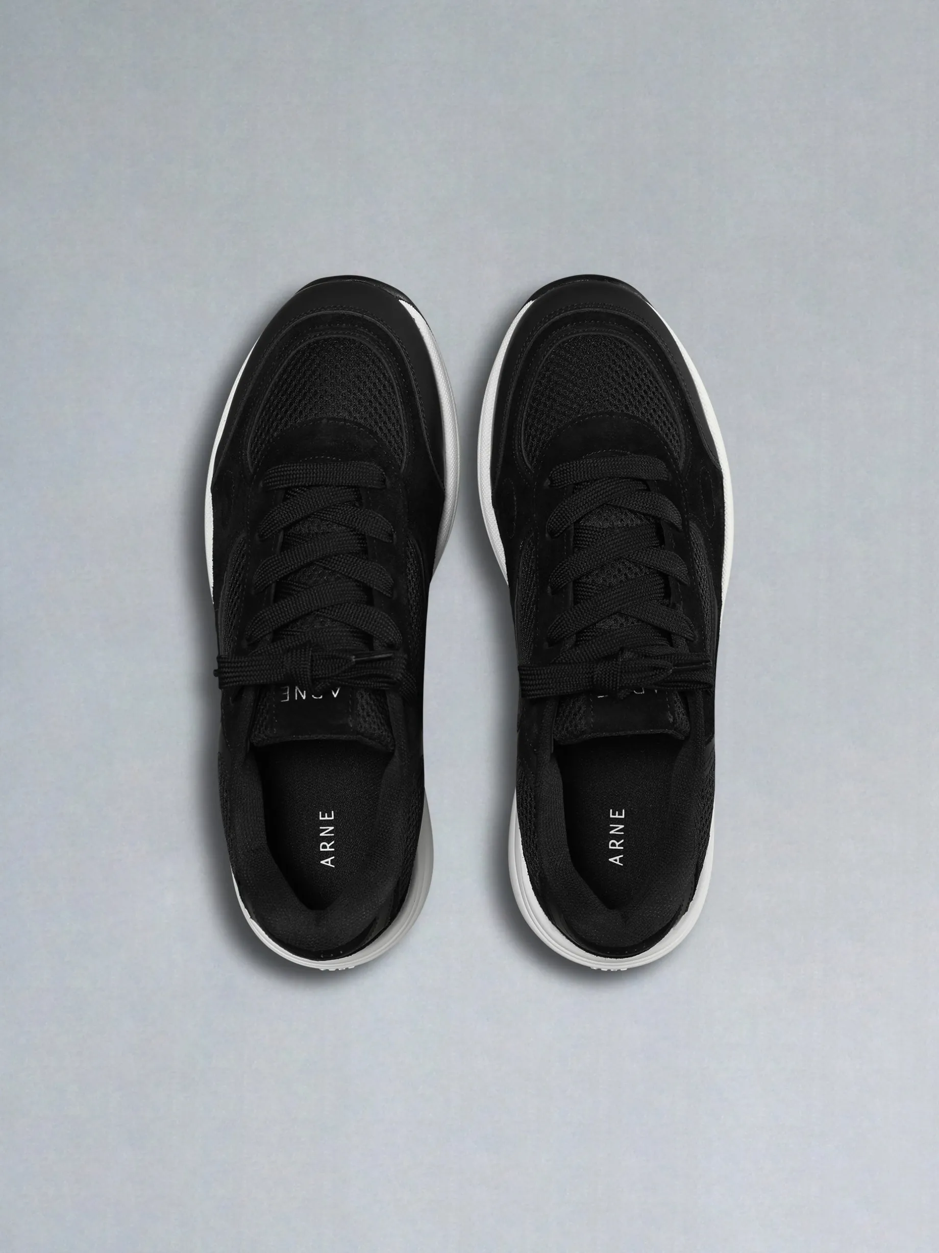 Apollo Runner - Black