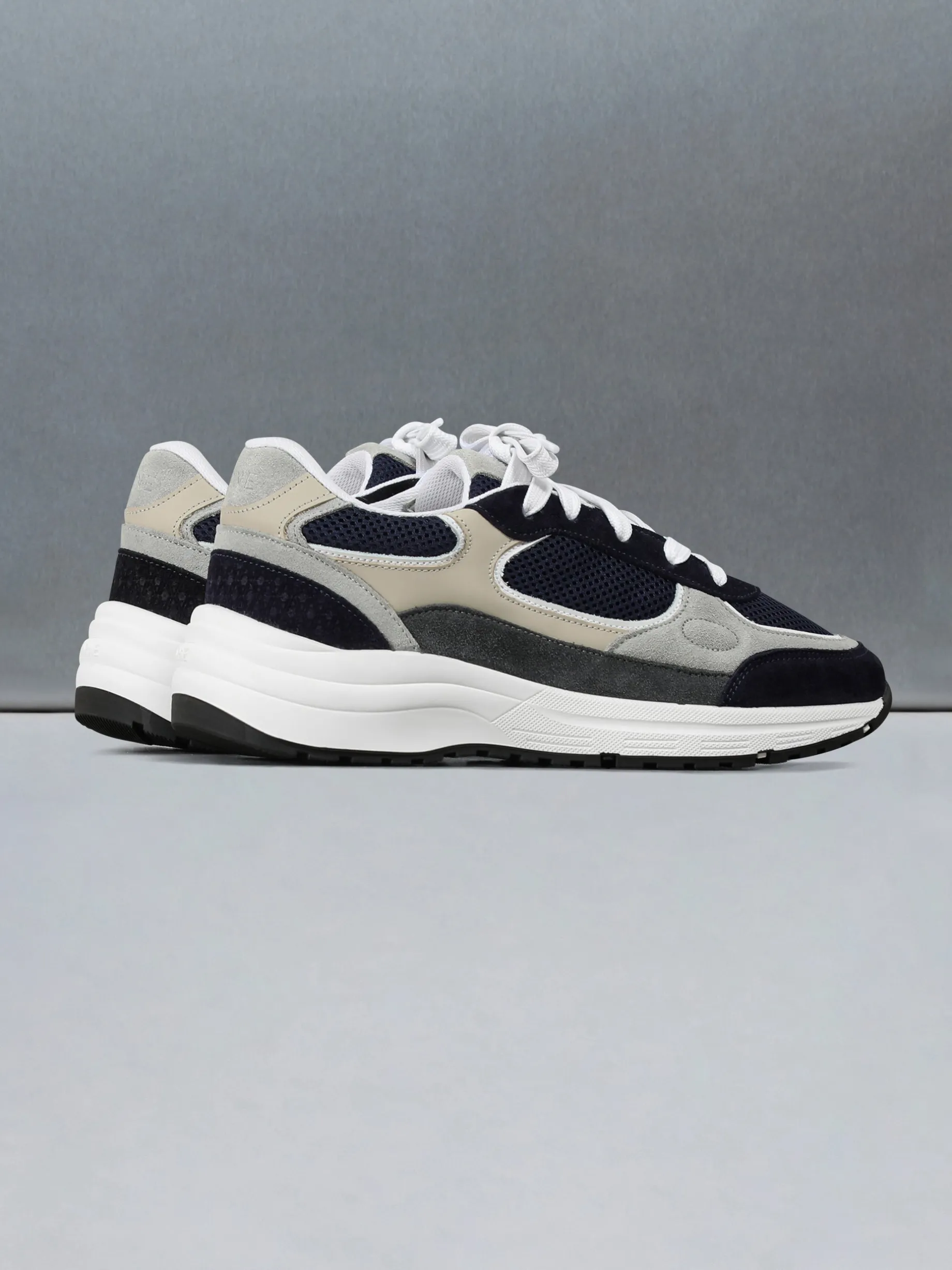 Apollo Runner - Navy Stone