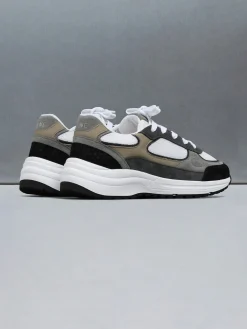 Apollo Runner - White Safari