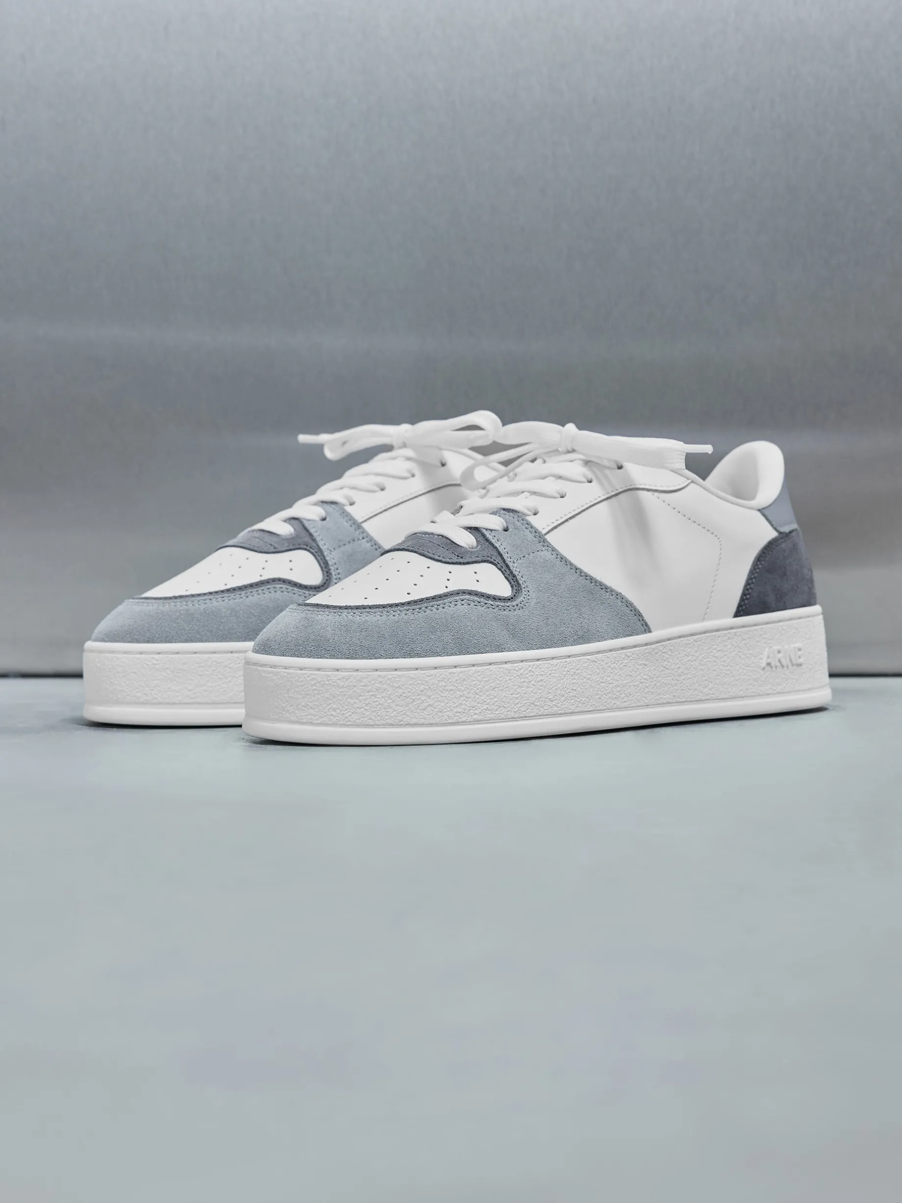 Arena Trainer - White Grey