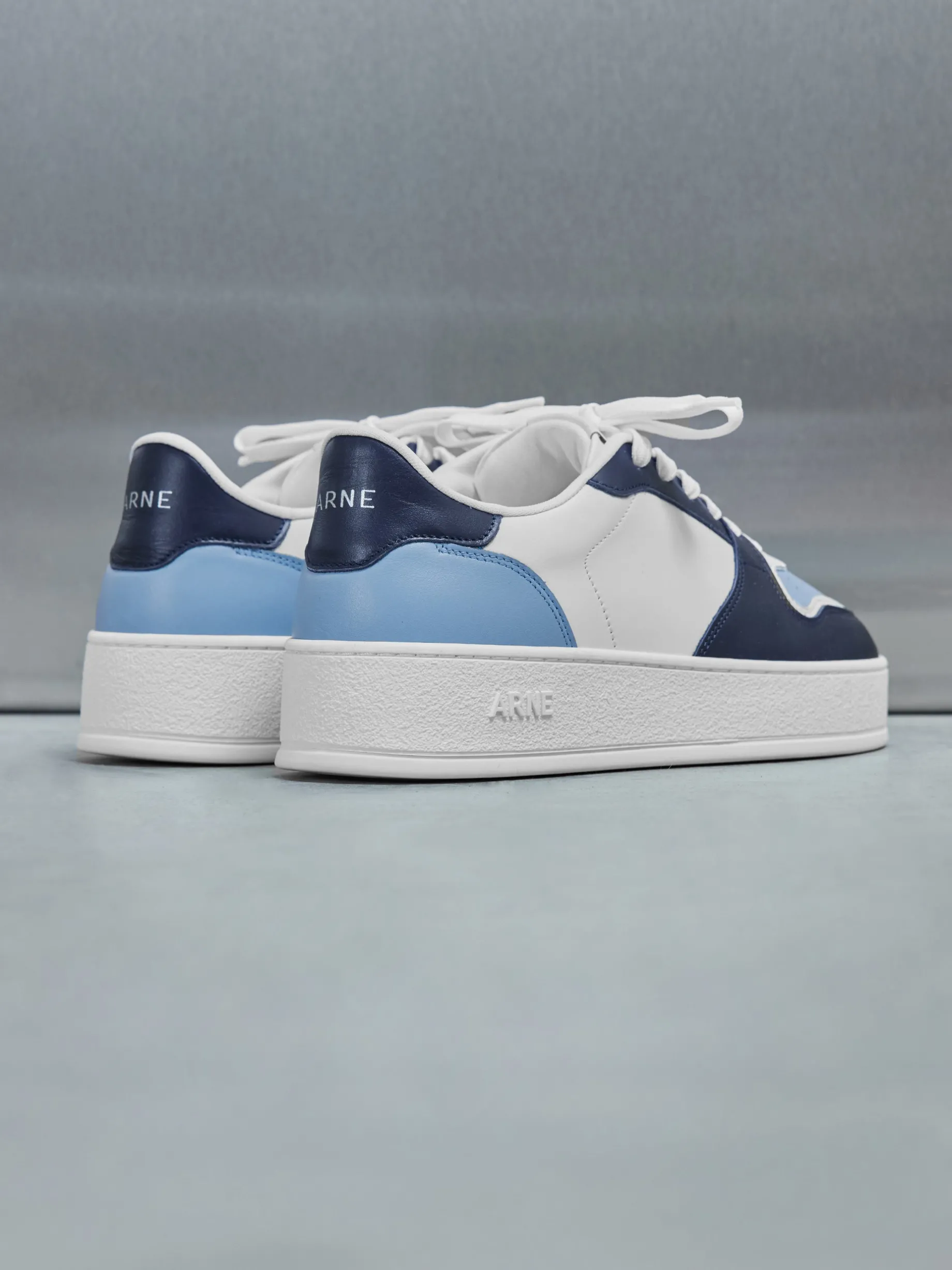 Arena Trainer - White Light Blue Navy