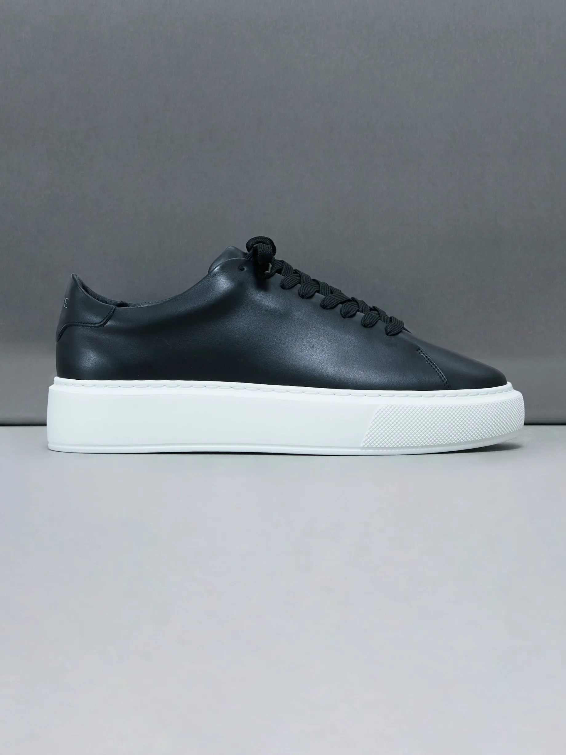 Basic Essential Leather Trainer - Black