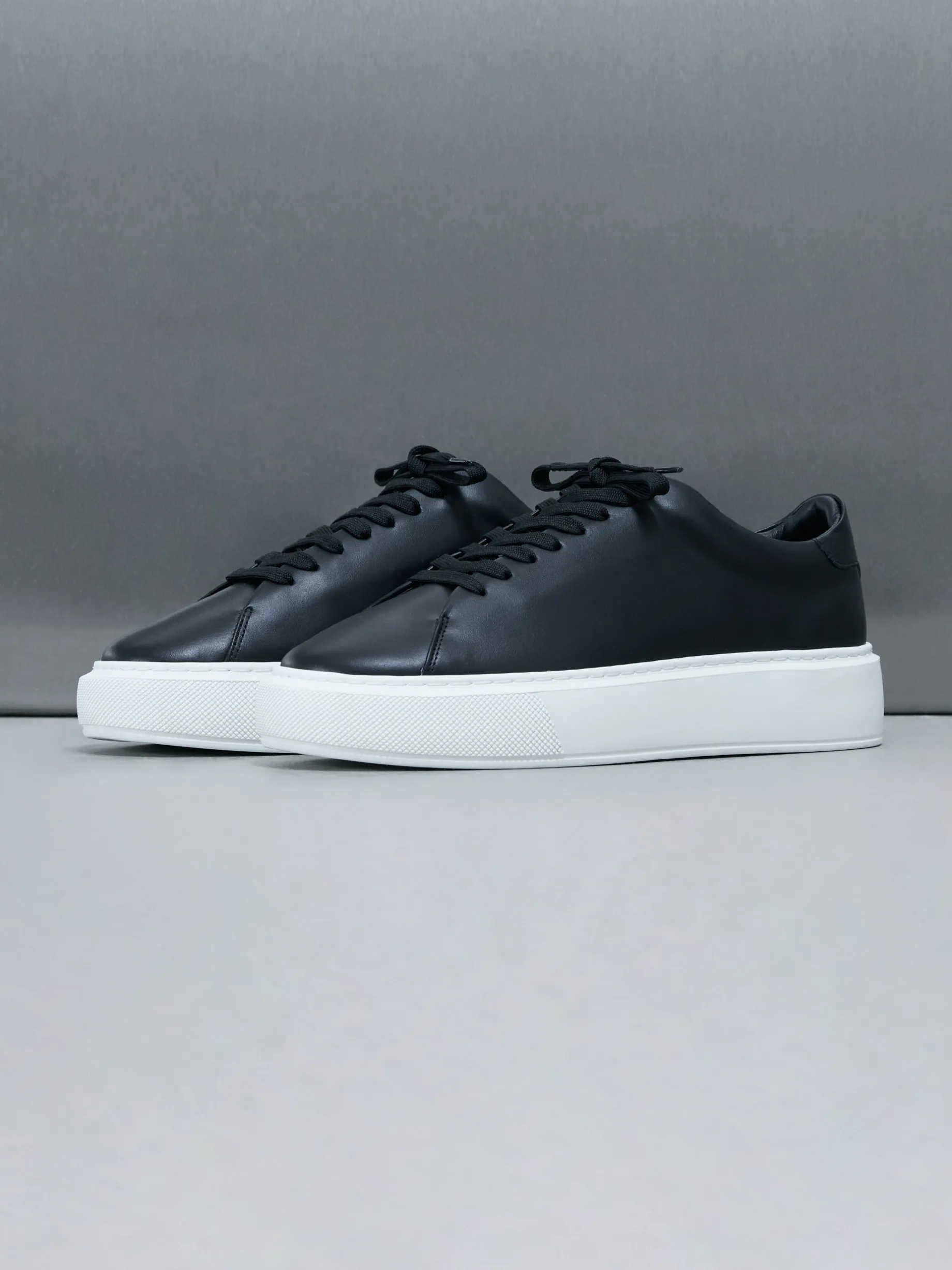 Basic Essential Leather Trainer - Black