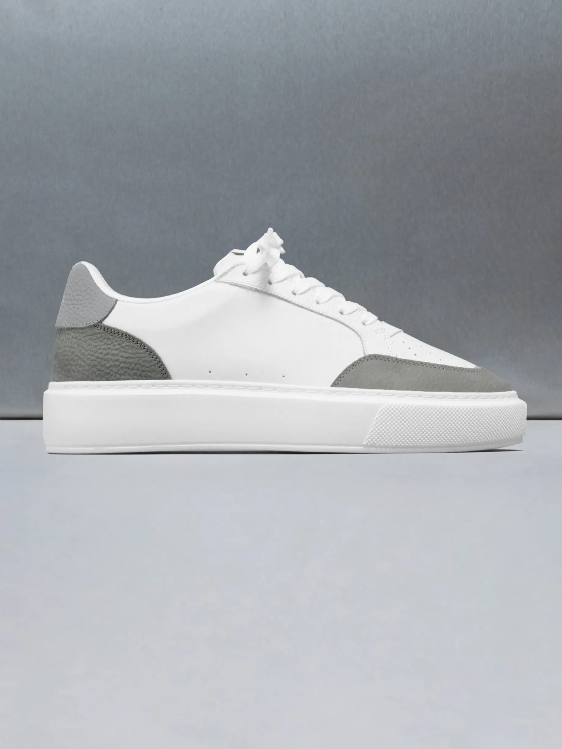 Court Trainer 2.0 - White Autumn