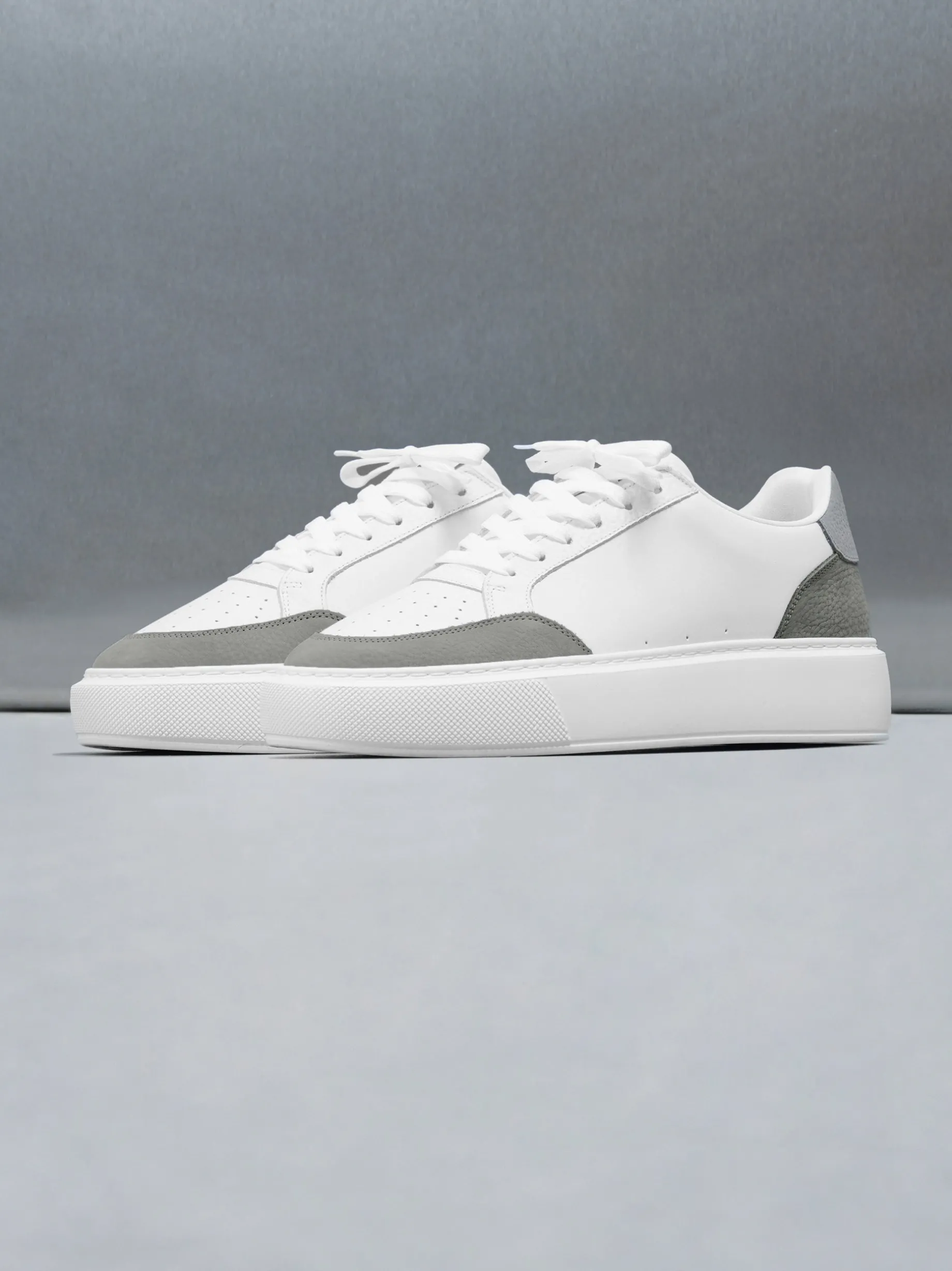Court Trainer 2.0 - White Autumn