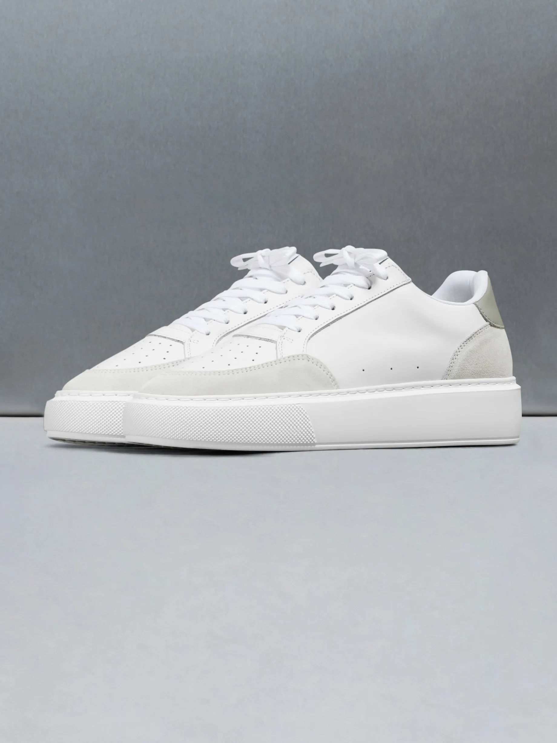 Court Trainer 2.0 - White Olive