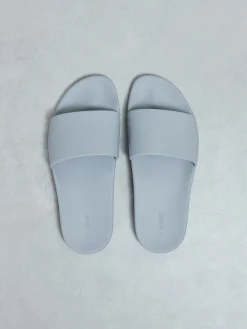 Essential slides - Grey