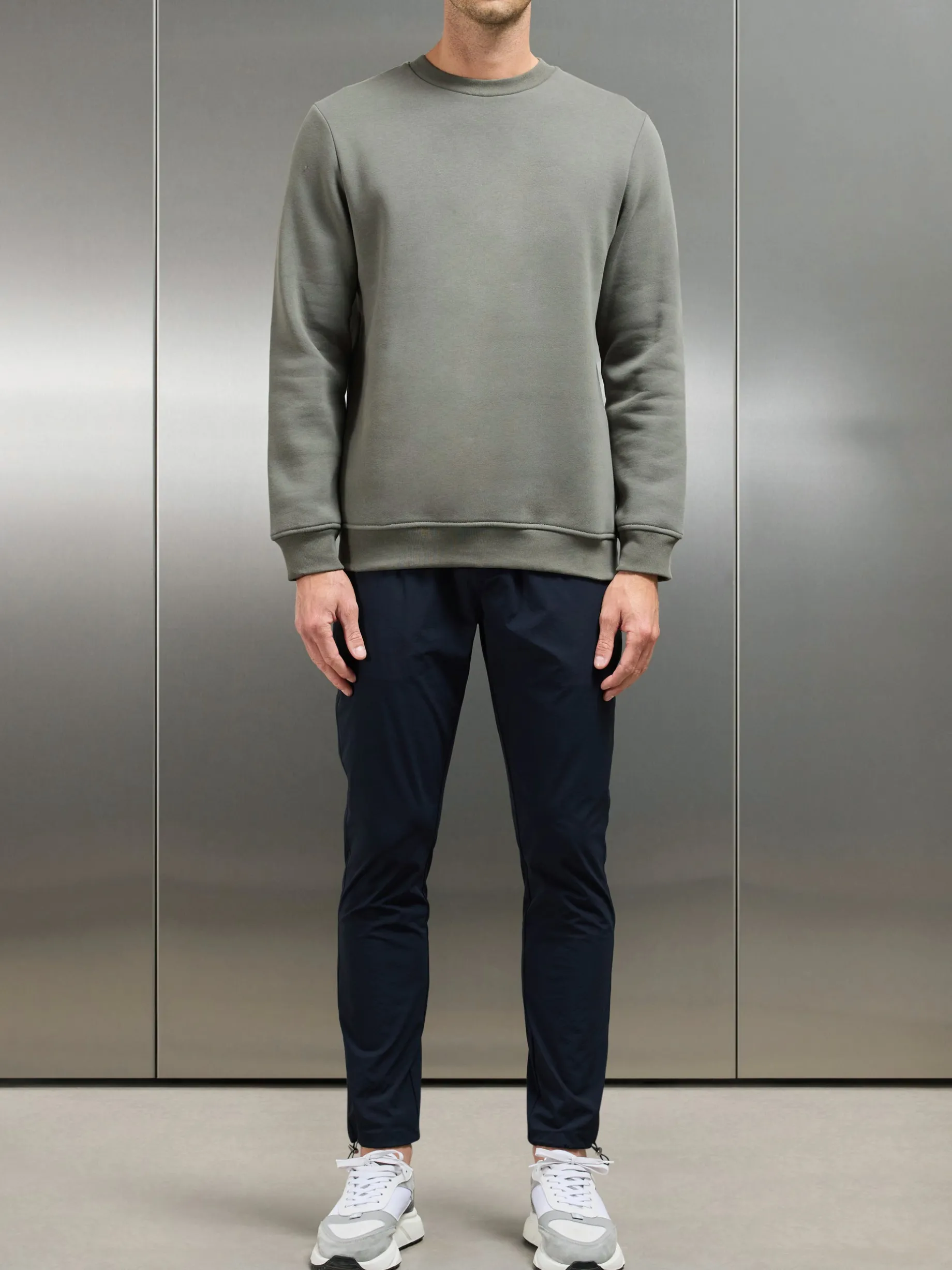 Essential Sweatshirt - Sage
