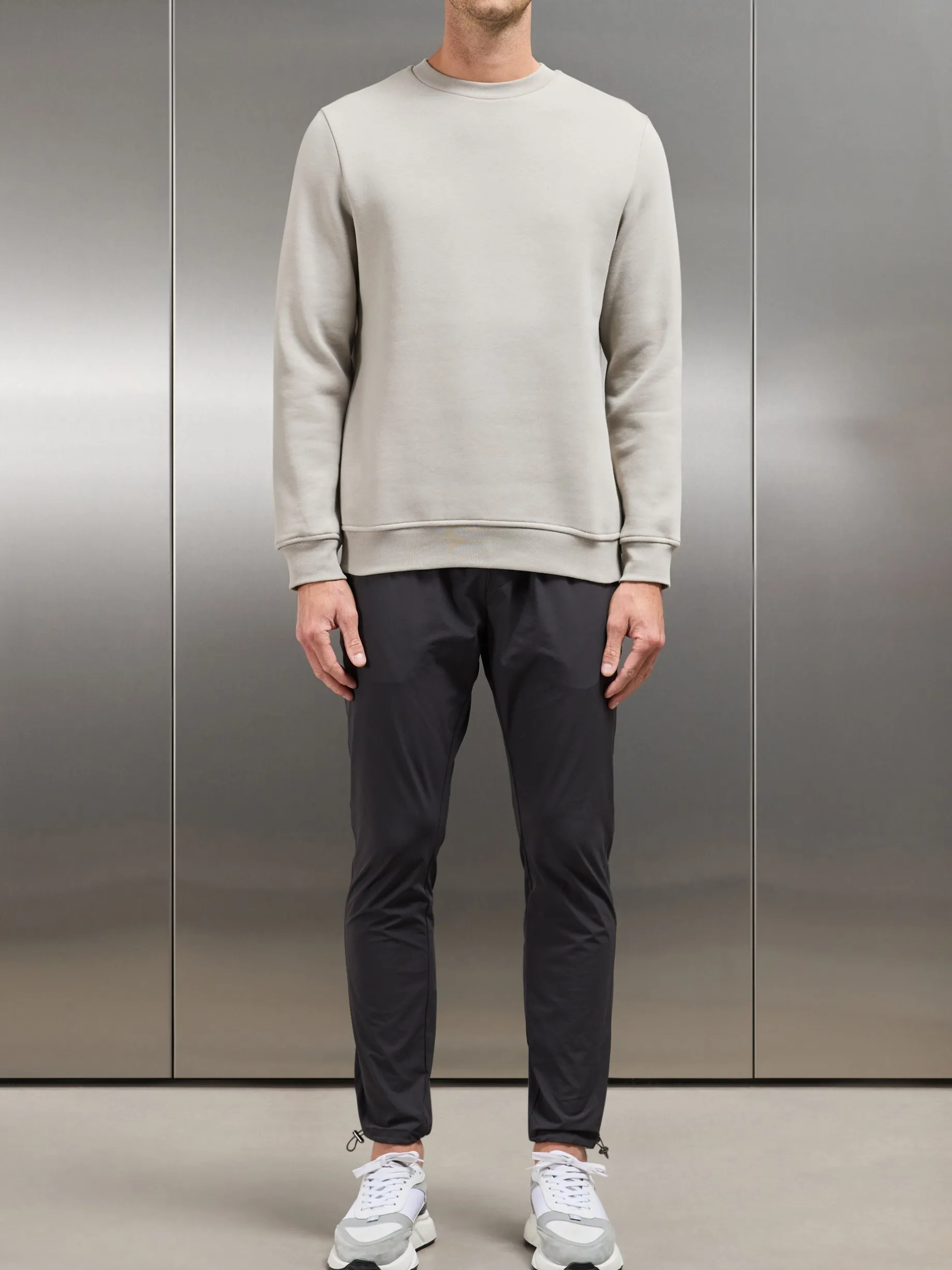 Essential Sweatshirt - Stone