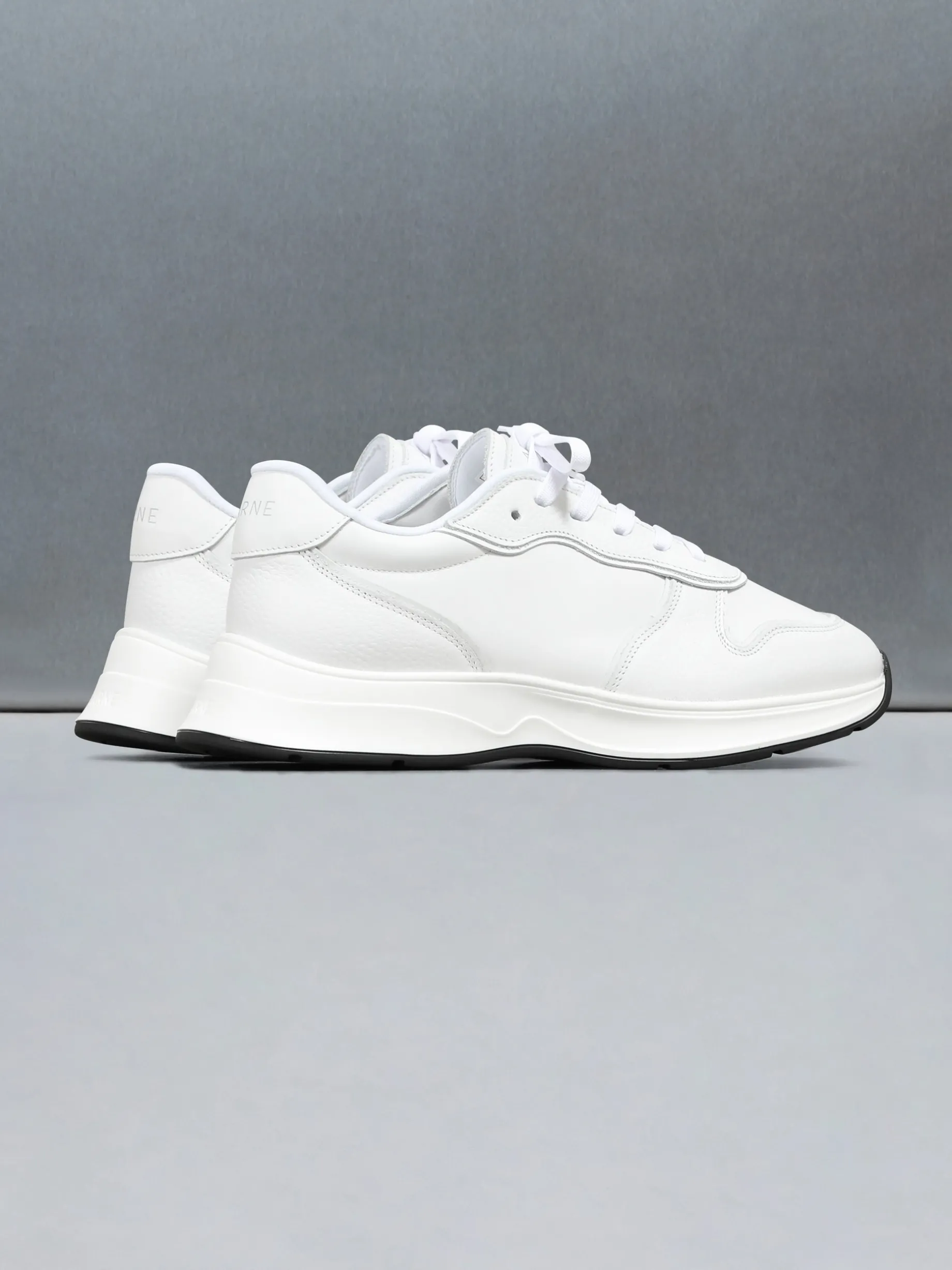 Hybrid Runner - Triple White