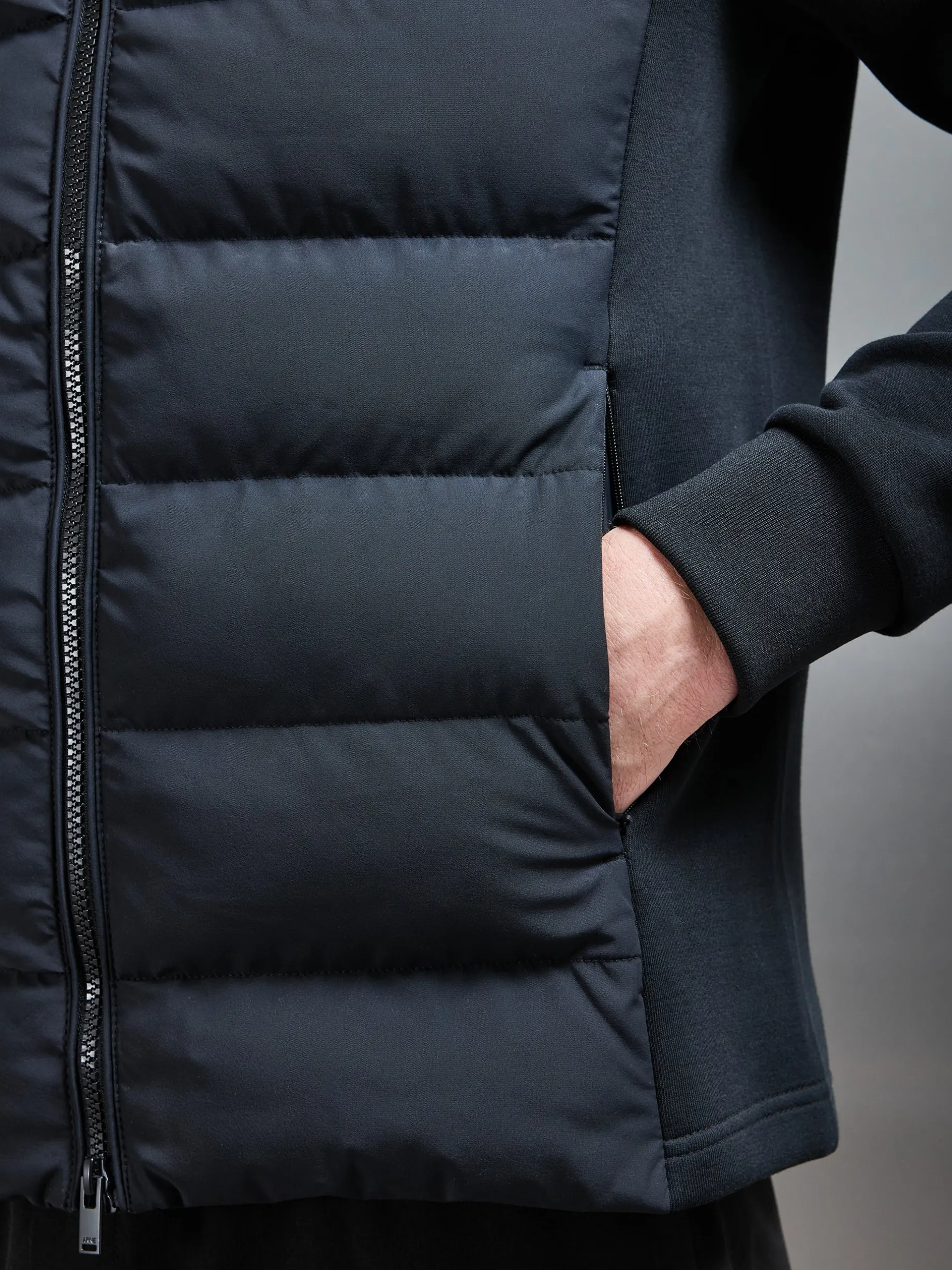Hybrid Technical Puffer Windbreaker - Black