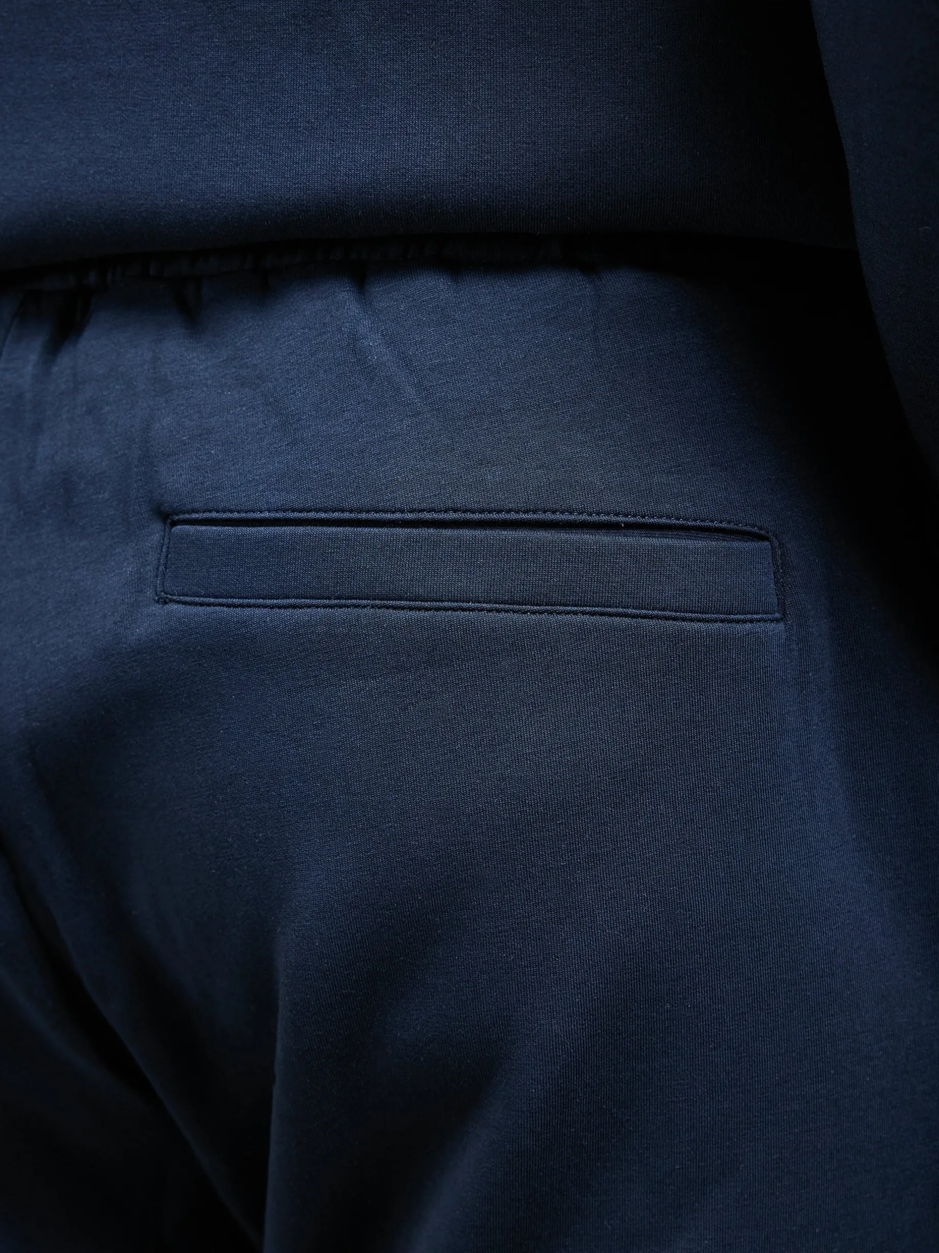 Interlock Jersey Essential Jogger - Navy