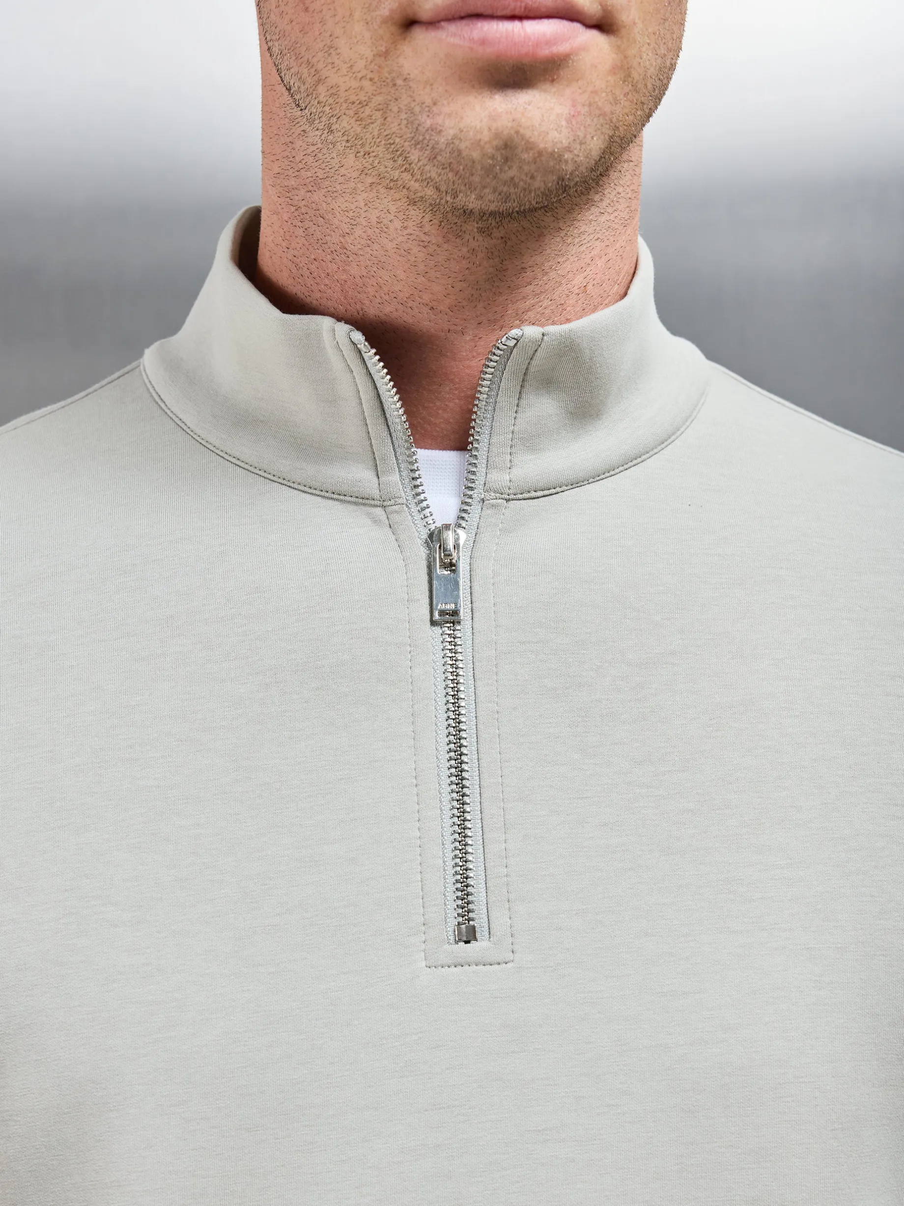 Interlock Jersey Half Zip - Stone