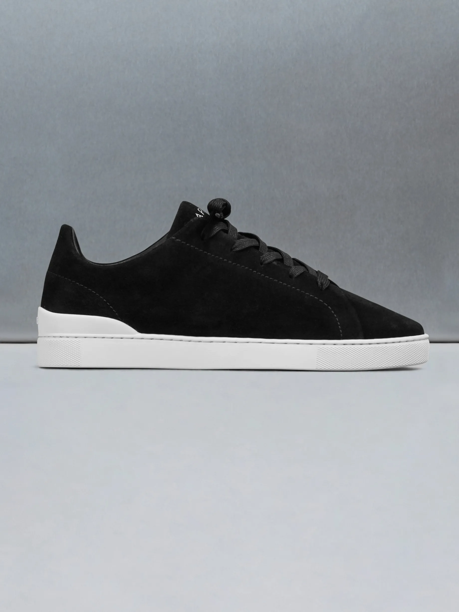 Low Trainer Suede - Black