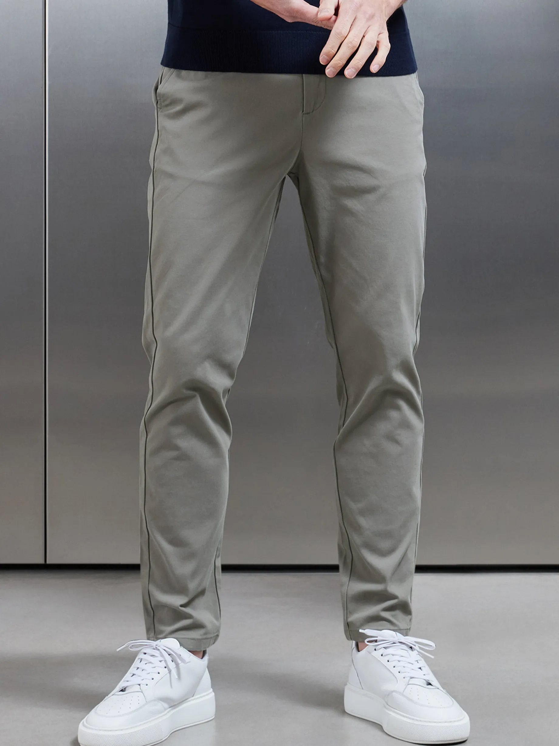 Mid Weight Tailored Chino Trouser - Olive