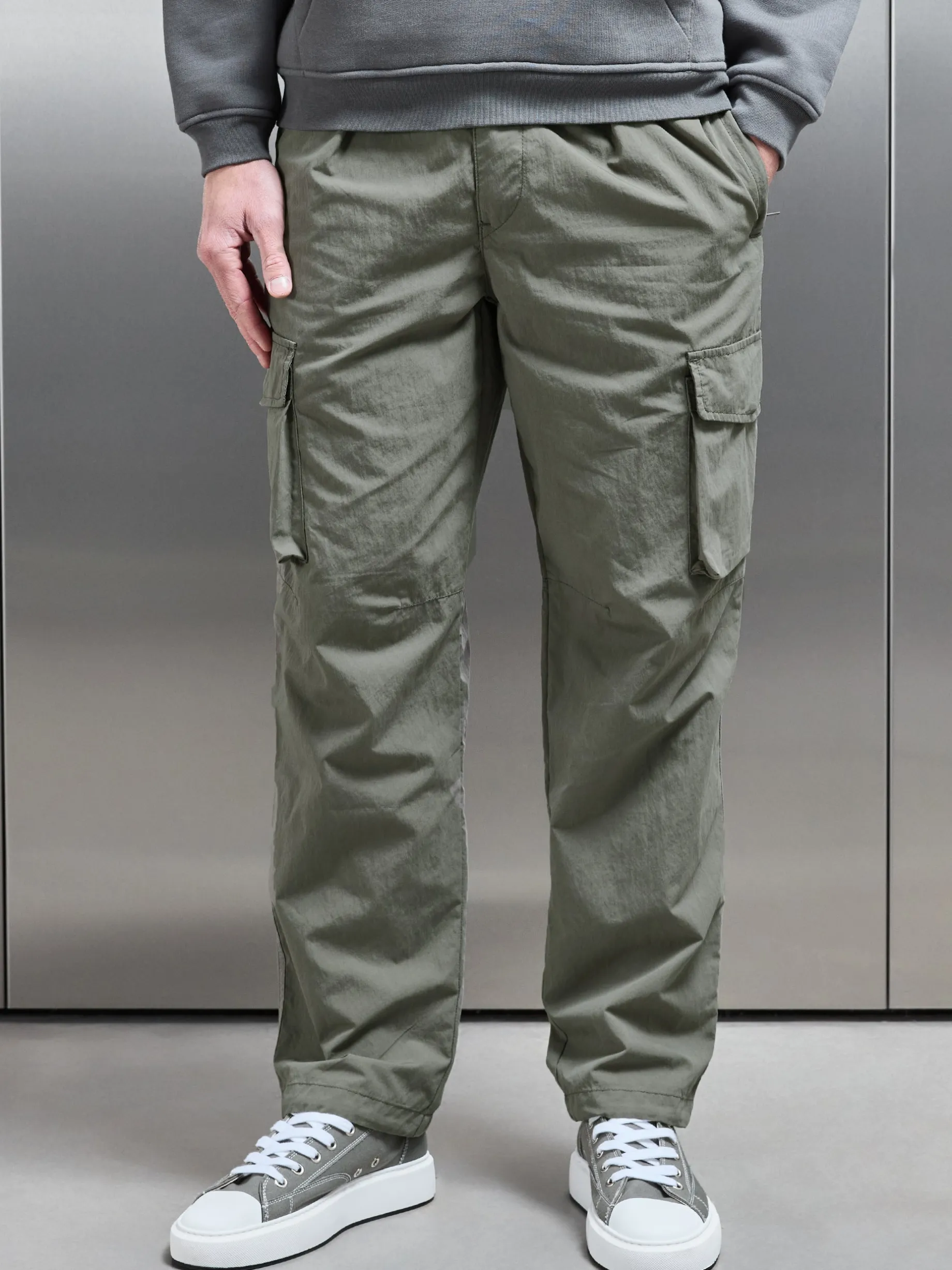 Parachute Cargo Pant - Olive