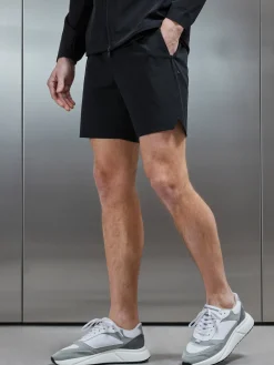 Performance 7inch Short - Black
