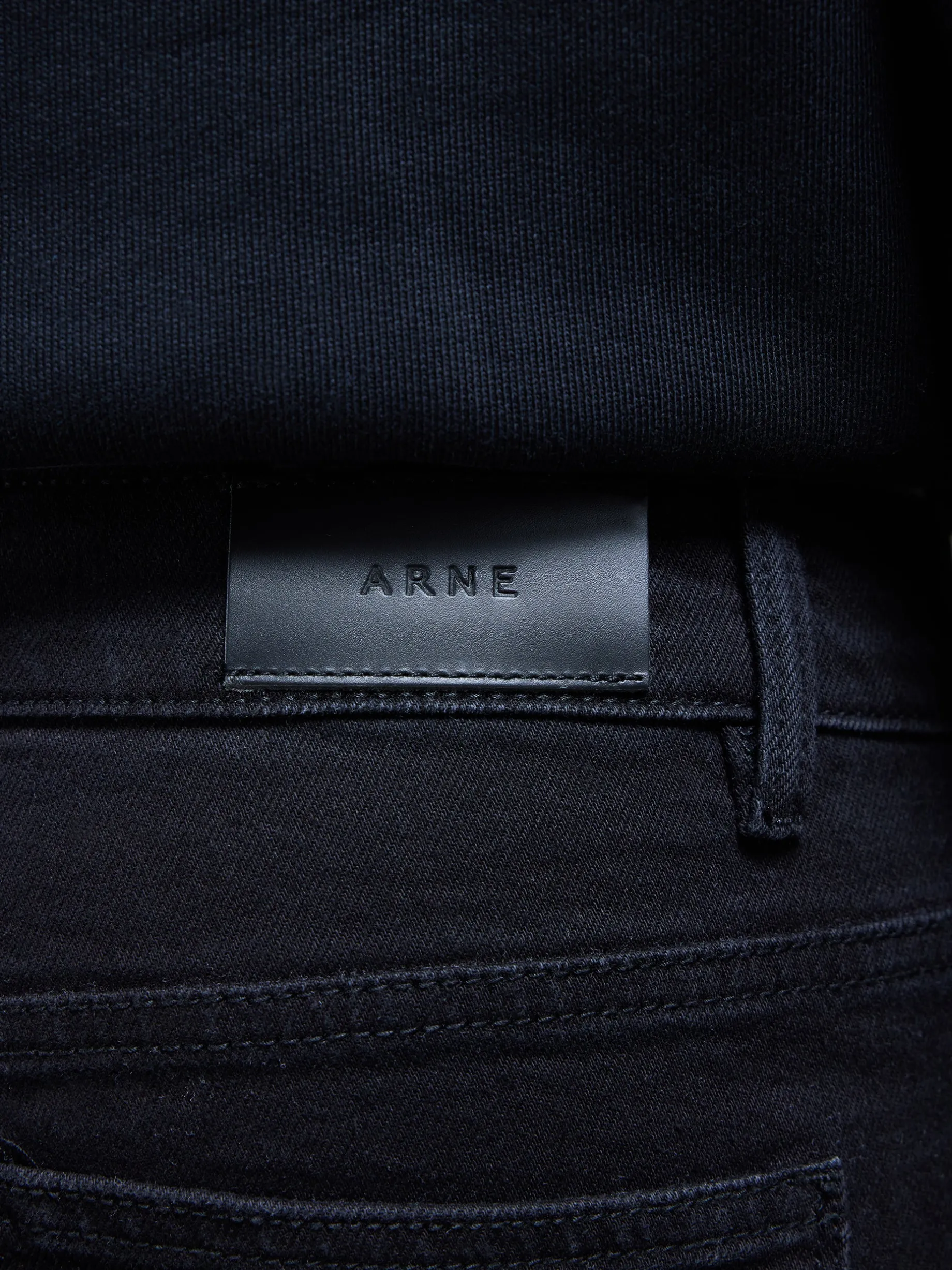 Relaxed Fit Denim Jeans - Solid Black