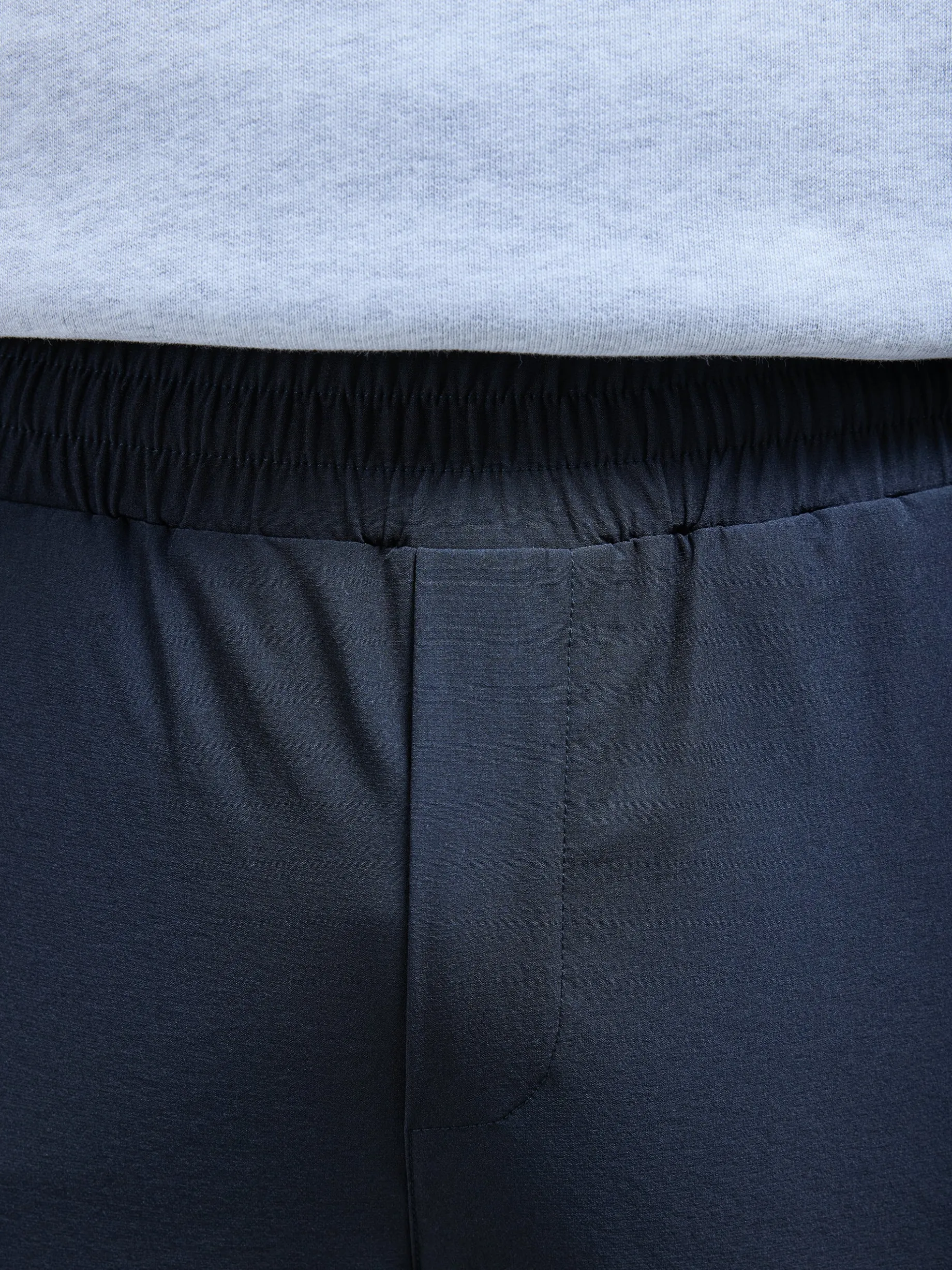 Relaxed Fit Nylon Trackpant - Navy