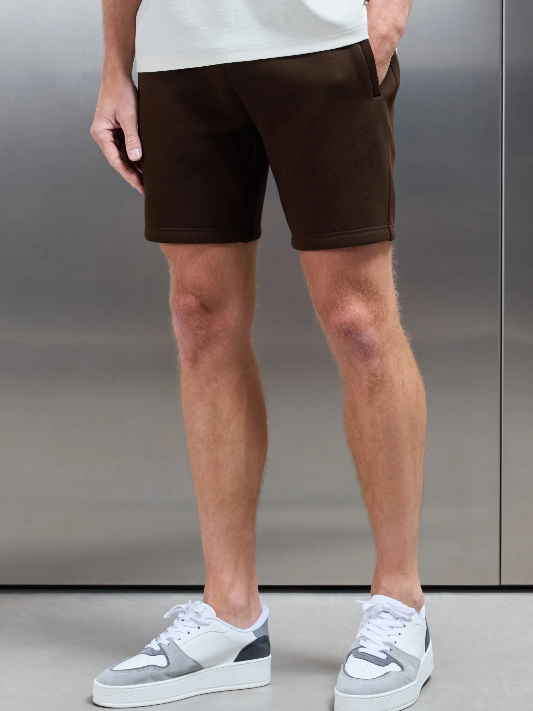 Relaxed Fit Short - Brown