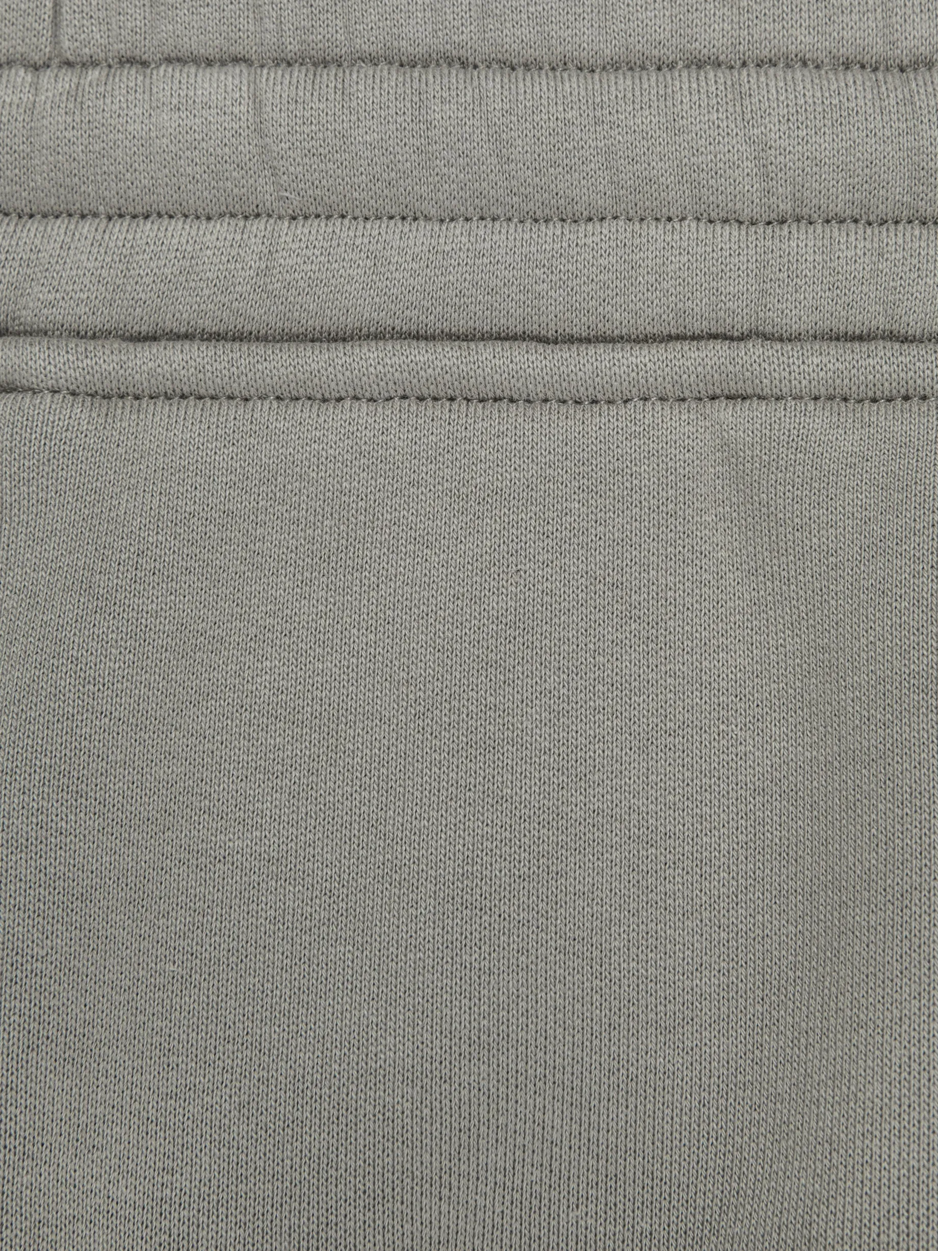 Relaxed Fit Short - Stone