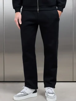 Relaxed Fit Straight Leg Jogger - Black