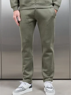 Relaxed Fit Tapered Leg Jogger - Olive