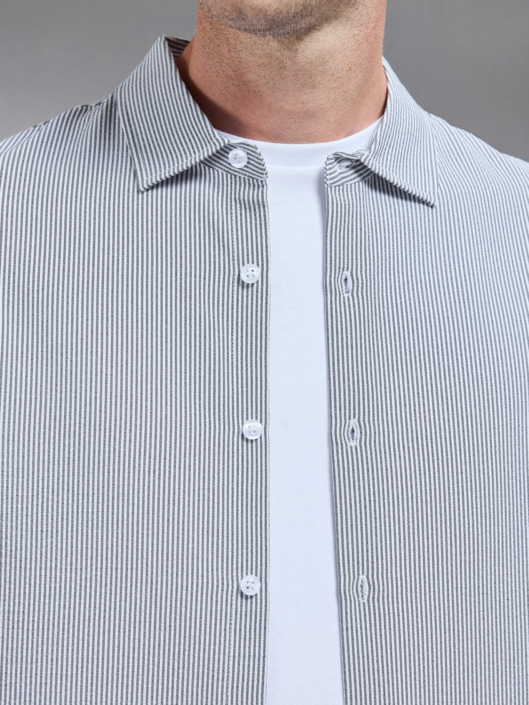 Seersucker Long Sleeve Cutaway Collar Shirt - Black