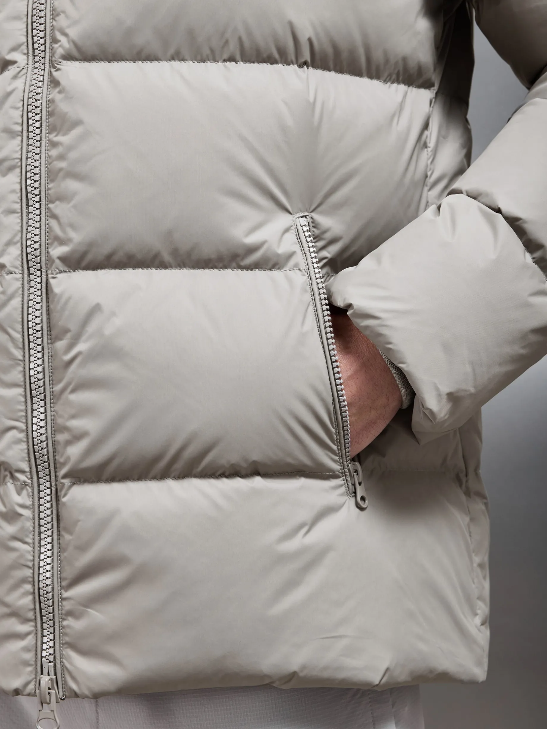 Short Down Jacket - Taupe