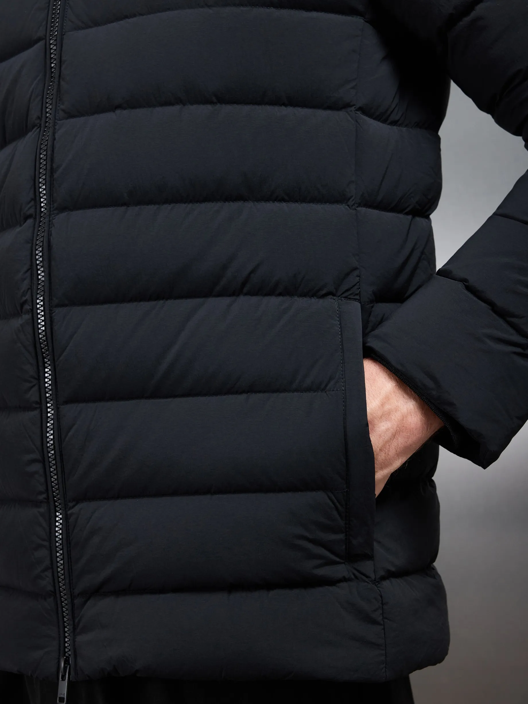 Short Technical Down Jacket - Black