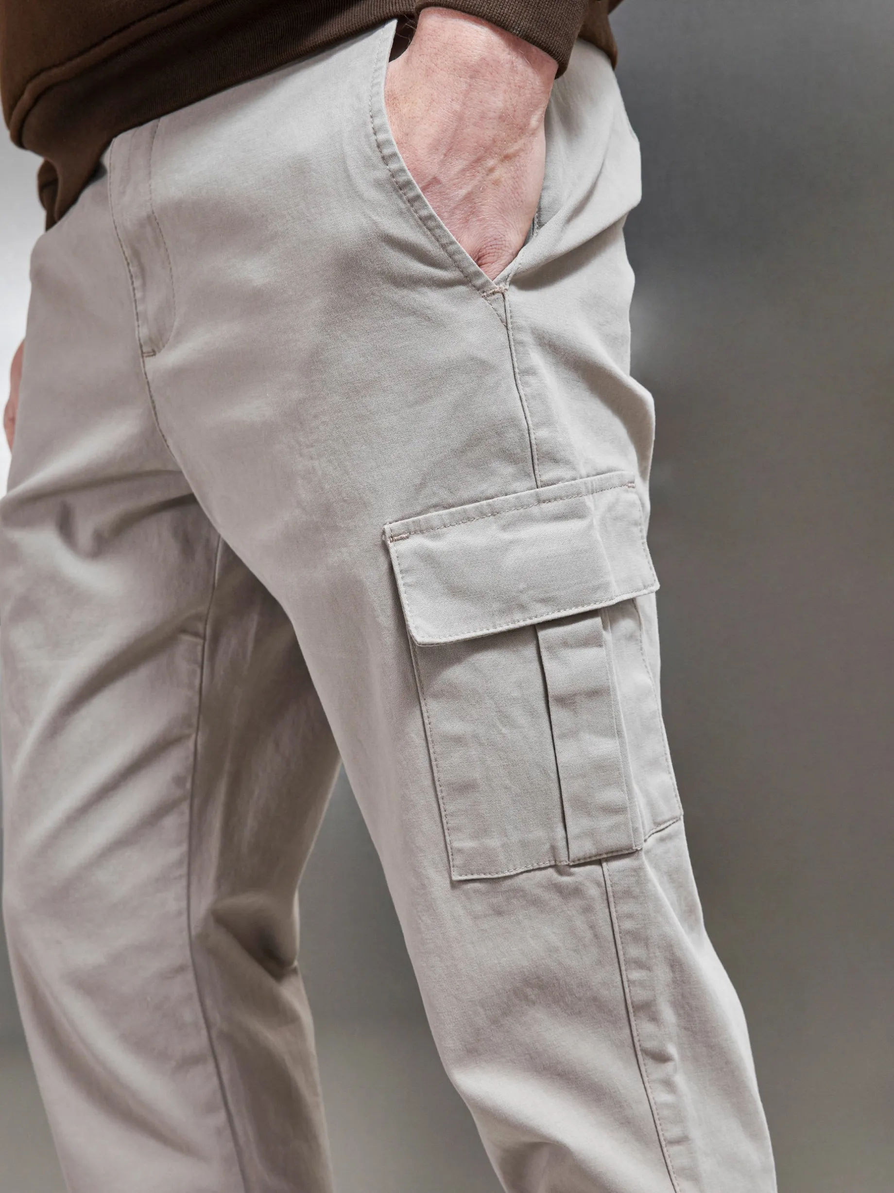 Smart Relaxed Cotton Cargo Pant - Taupe