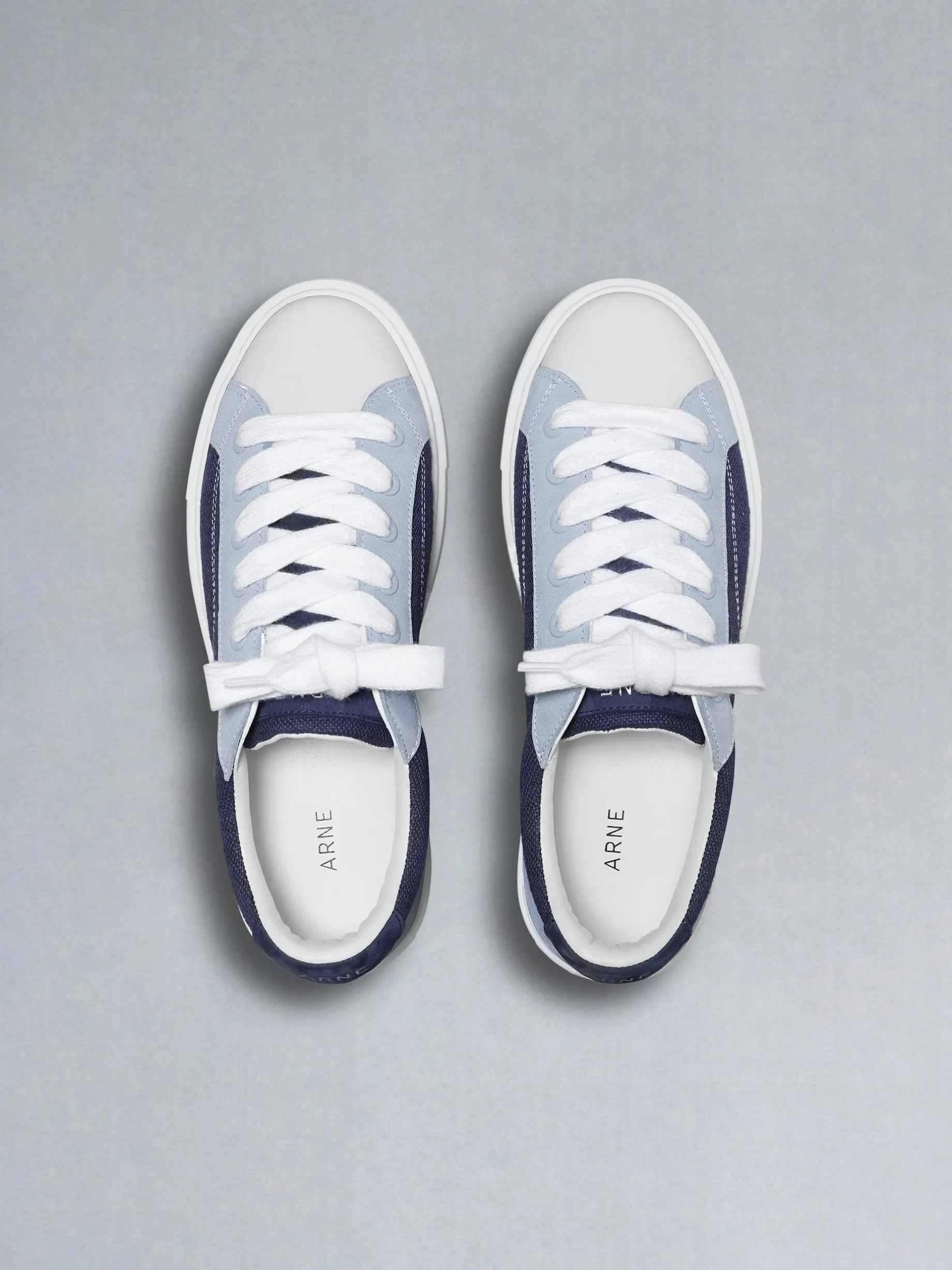 Studio Trainer - Navy