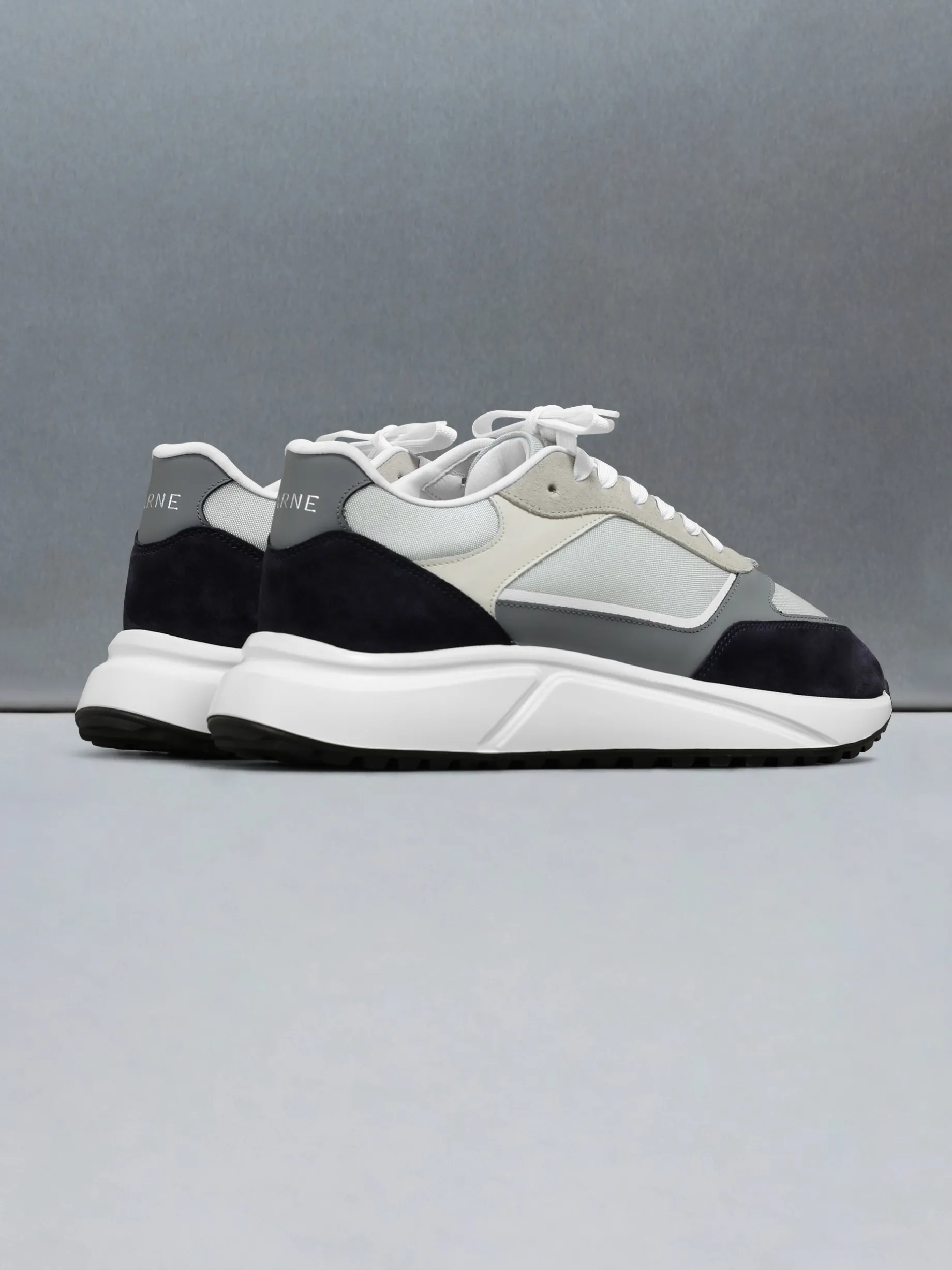 Technical Runner - Pearl Blue
