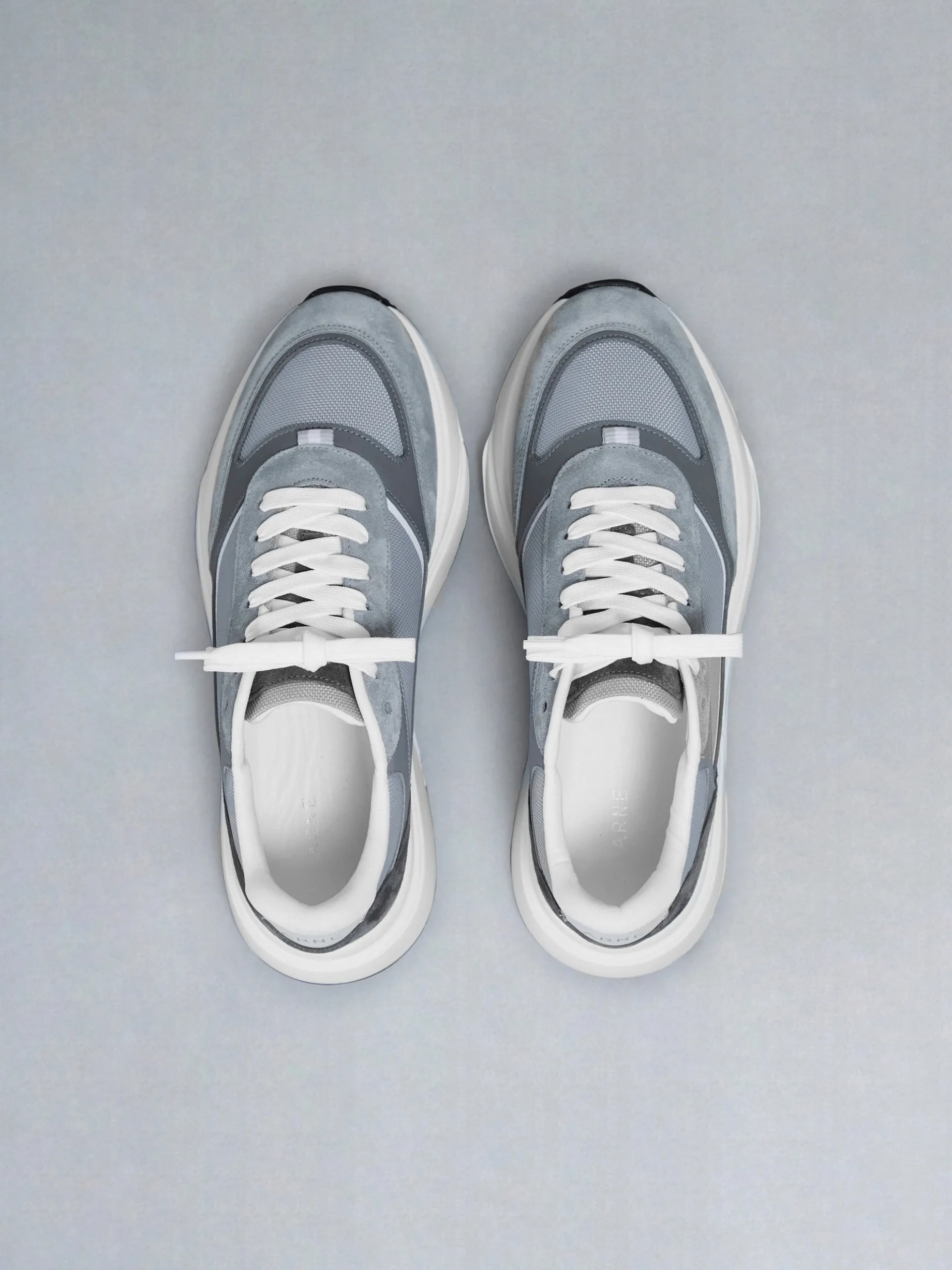 Technical Runner - Slate Grey