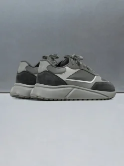 Technical Runner - Triple Tonal Grey