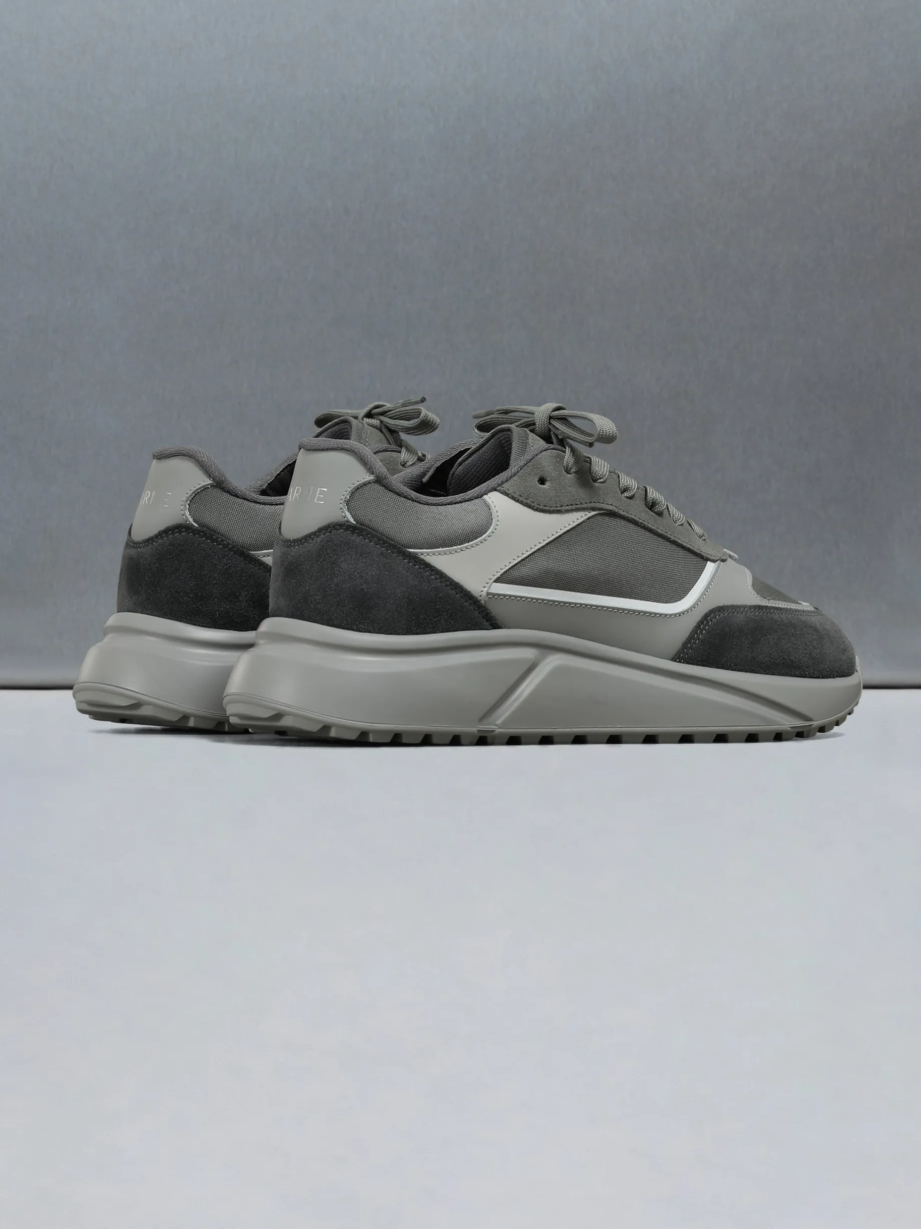 Technical Runner - Triple Tonal Grey