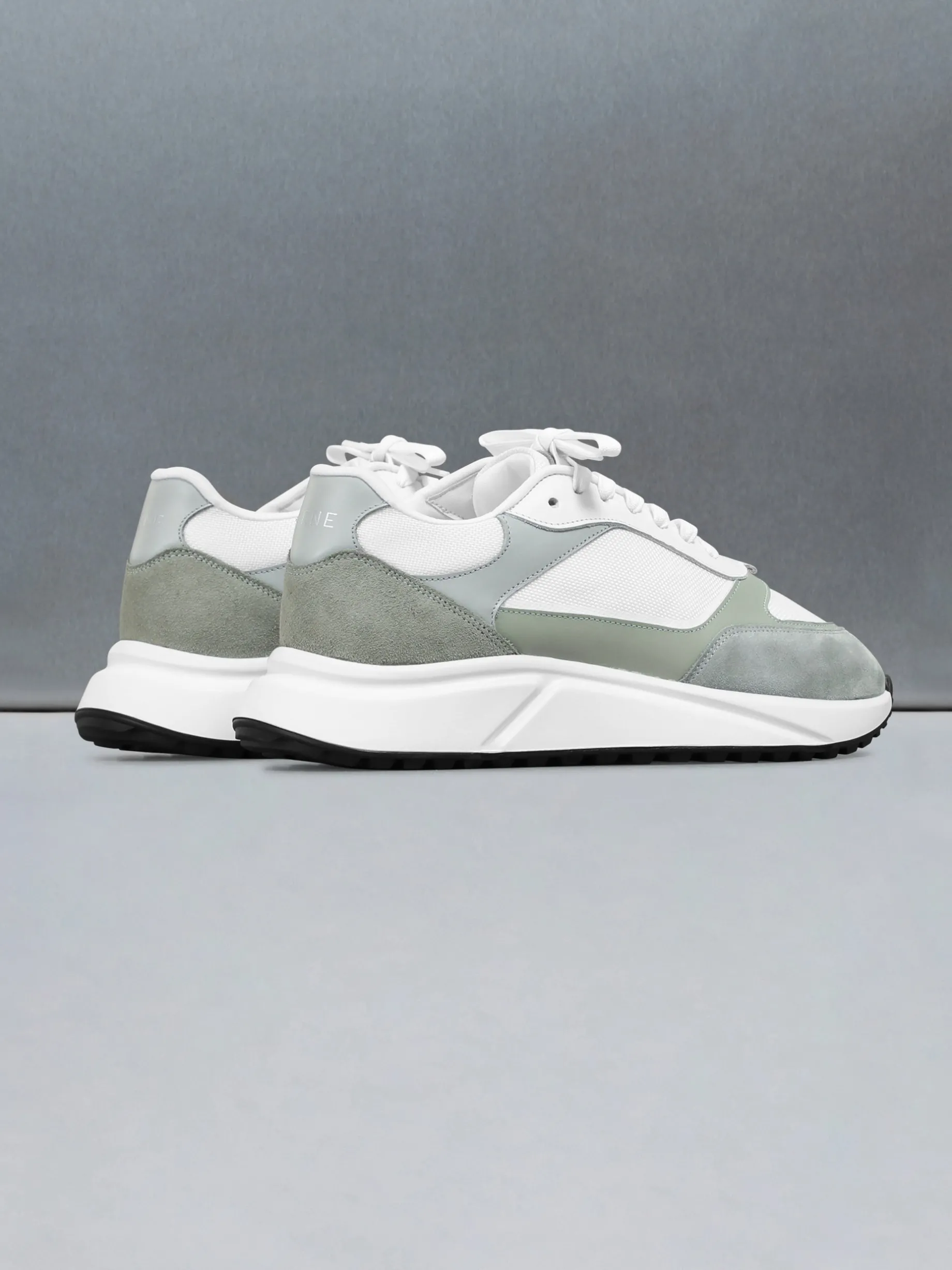 Technical Runner - White Olive