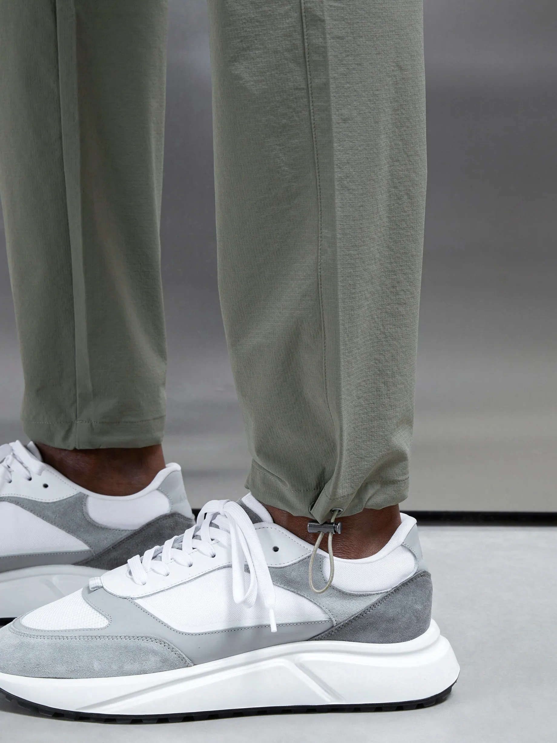Utility Trackpant - Olive