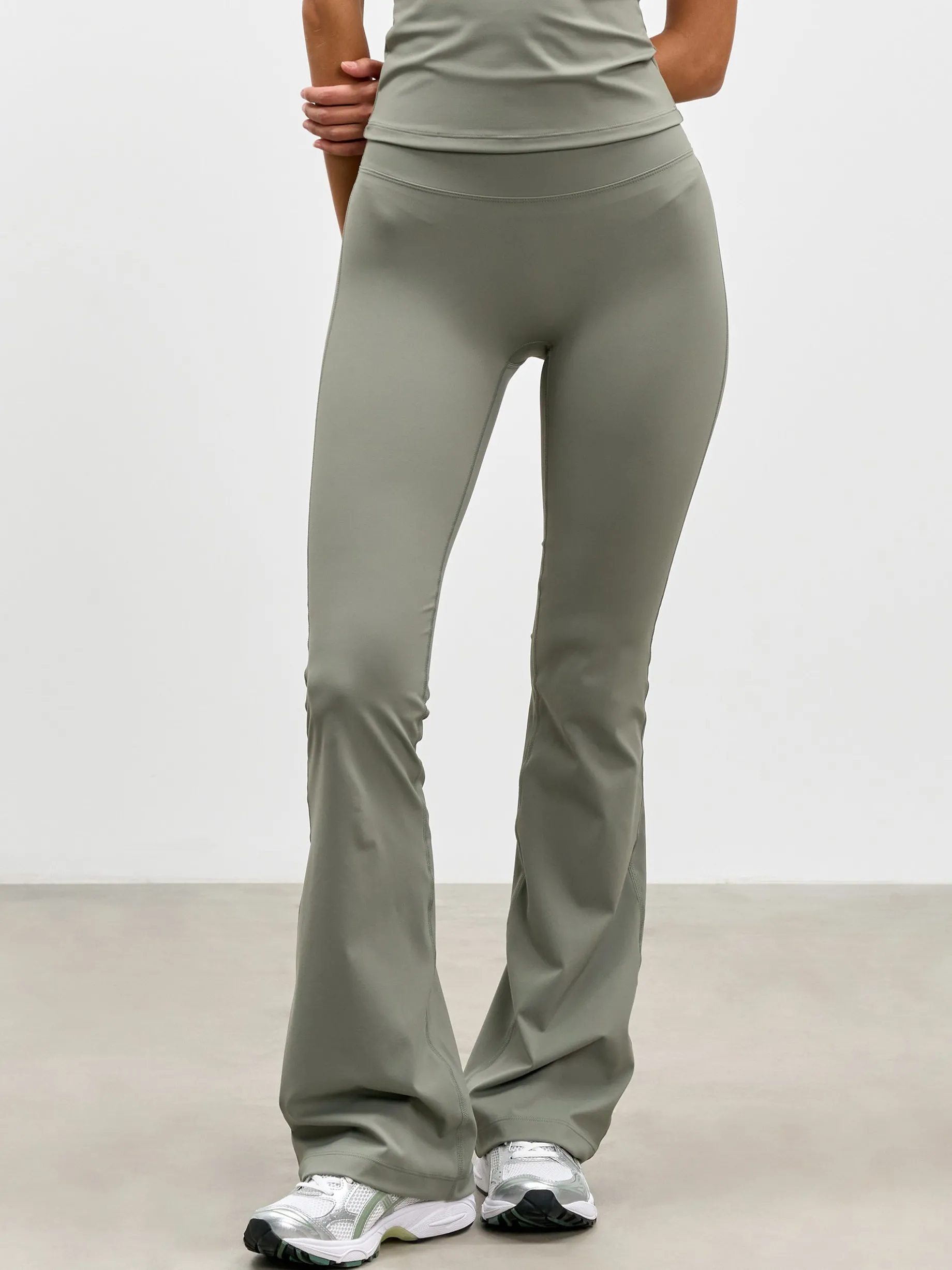 Womens Active Flared Legging - Sage