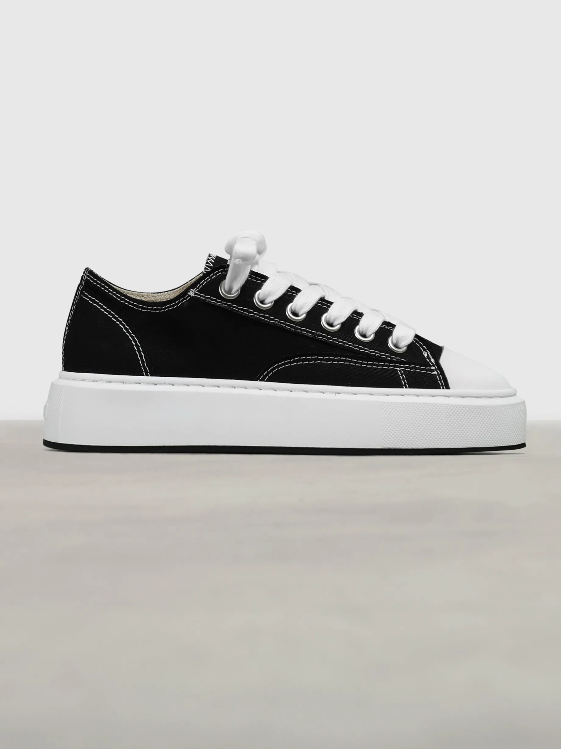 Womens Homerun - Black White