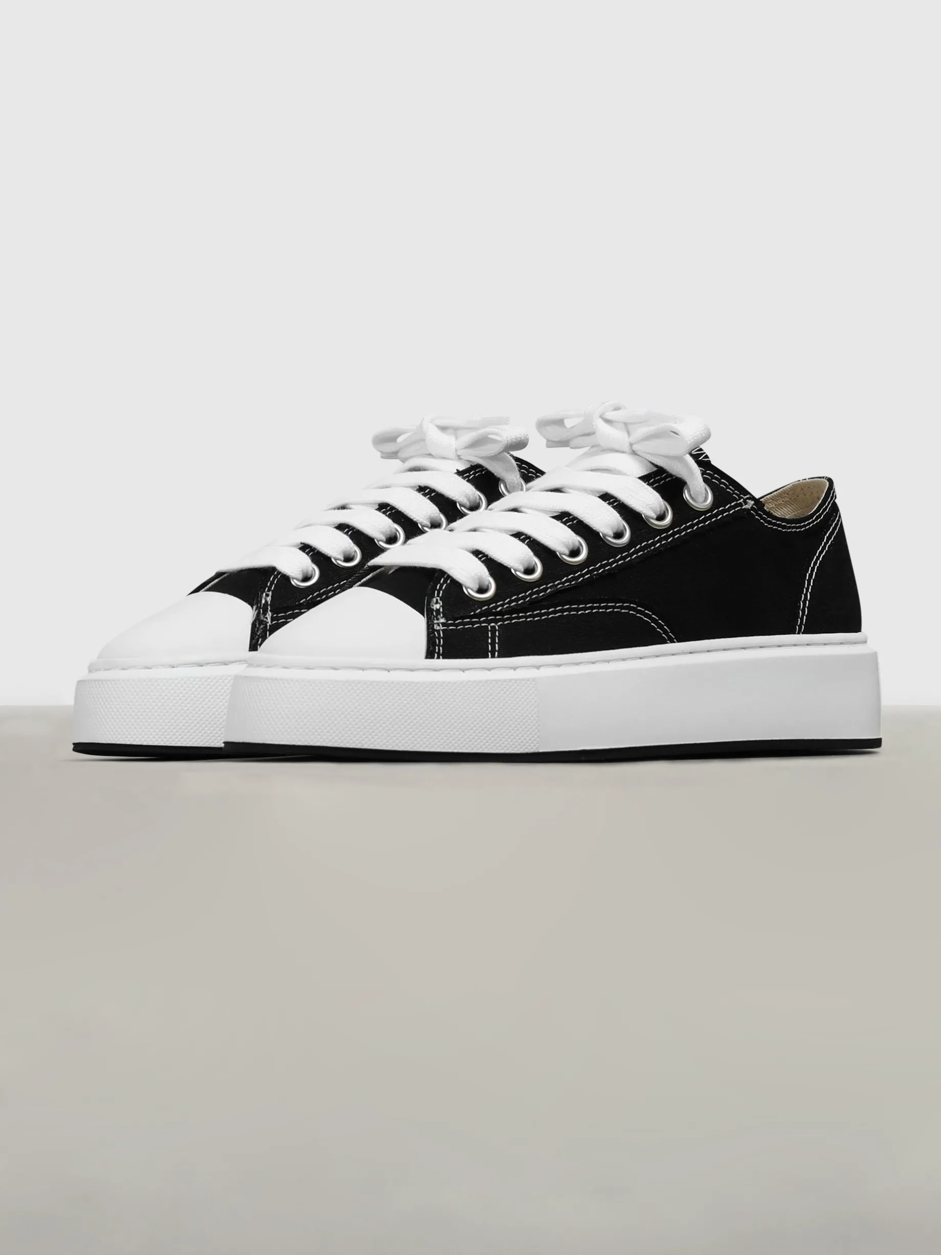 Womens Homerun - Black White