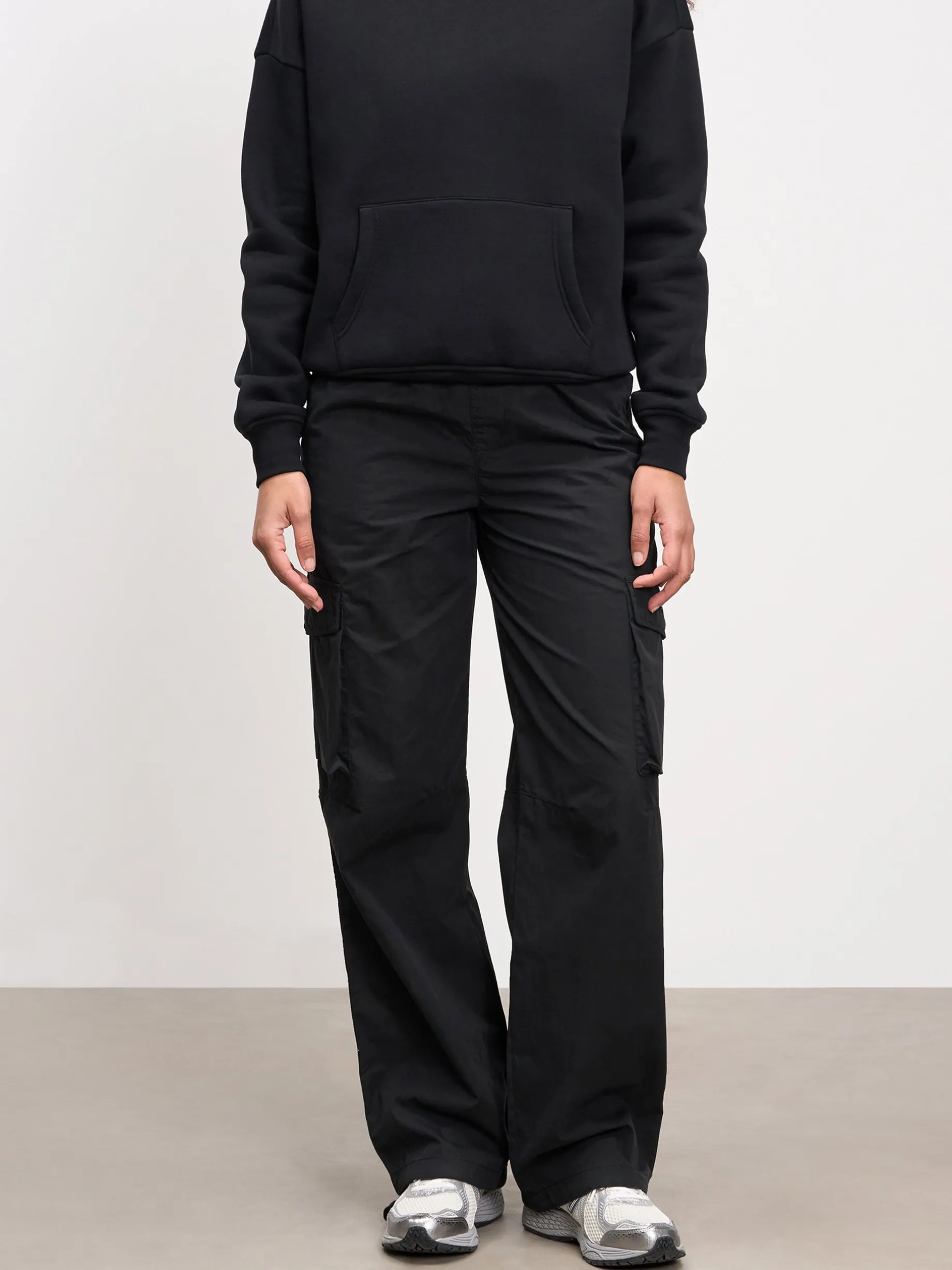 Womens Parachute Cargo Pant - Black
