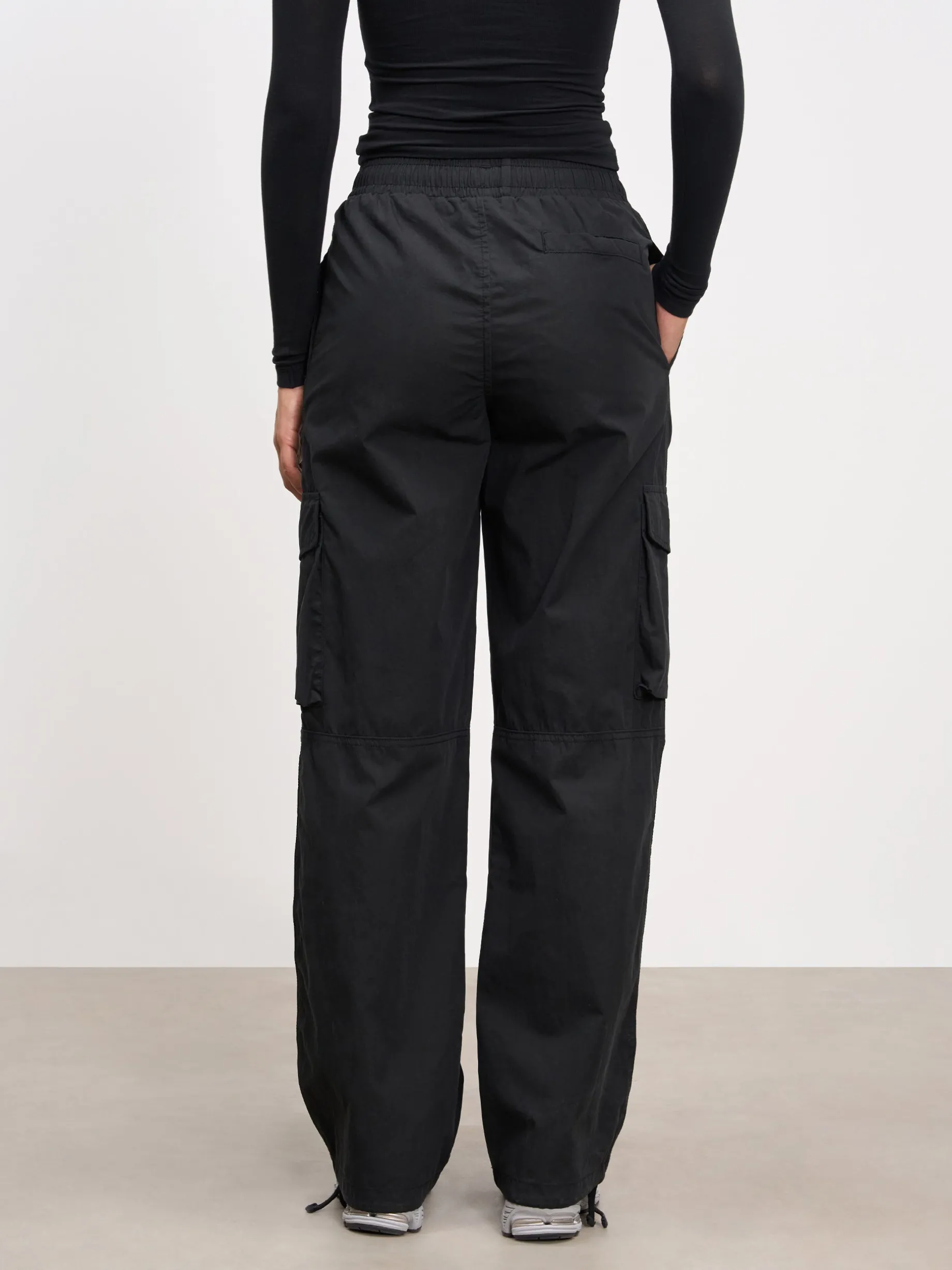 Womens Parachute Cargo Pant - Black