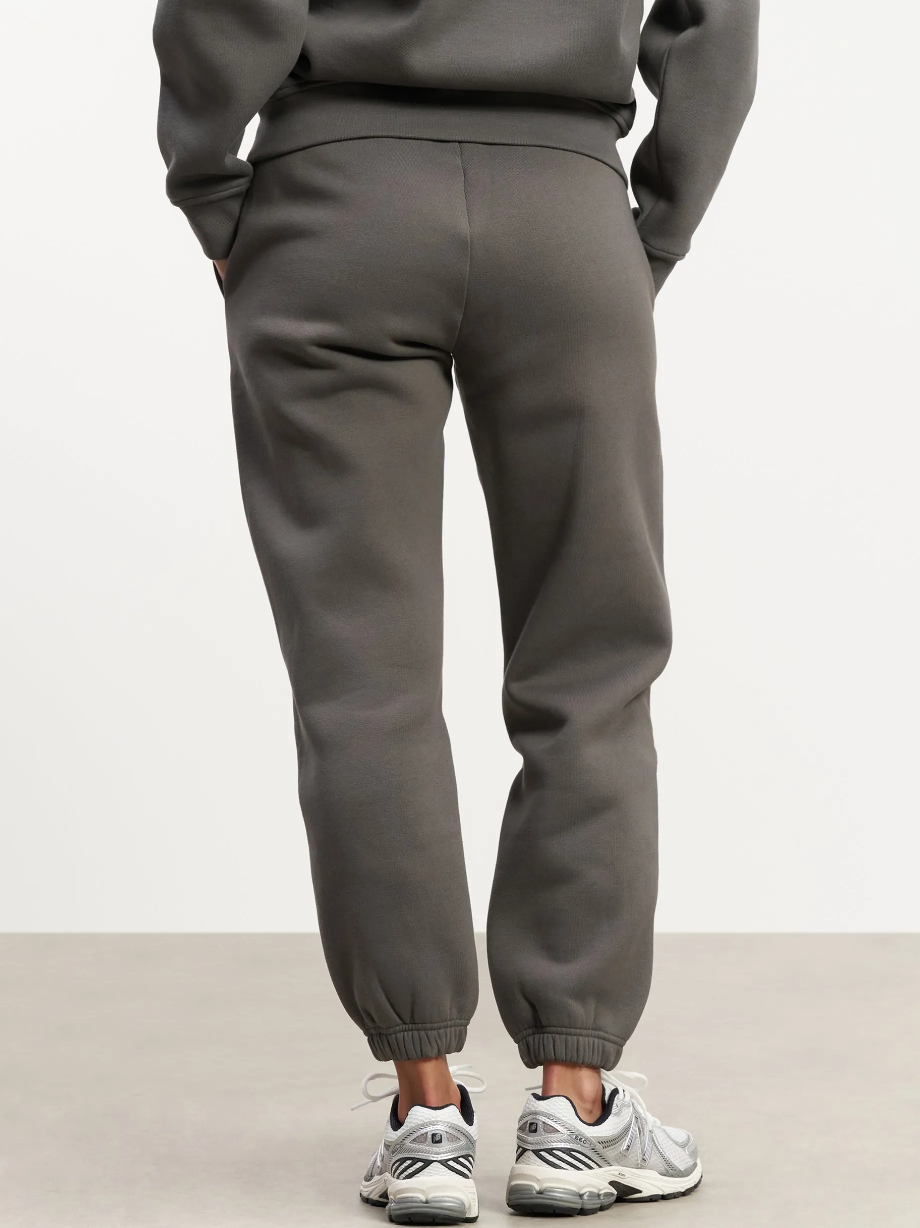 Womens Relaxed Cuffed Jogger - Grey